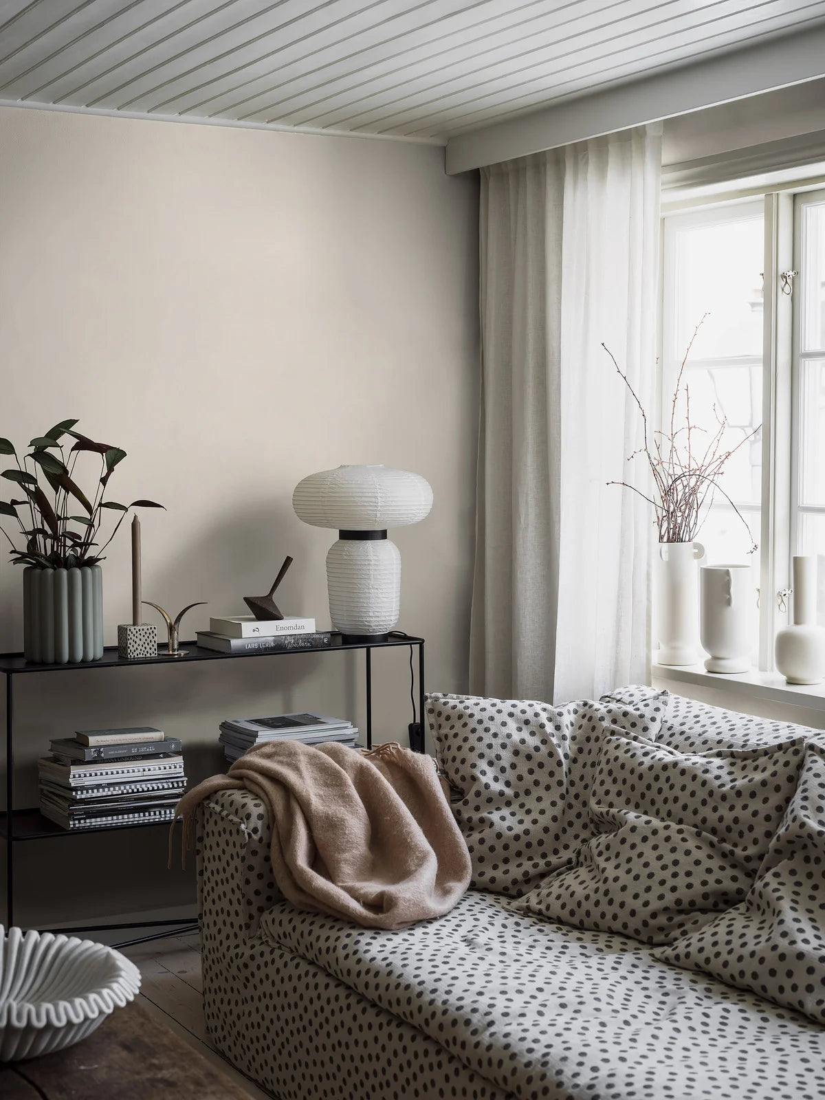 Strukturierte Tapete, die Leinen imitiert - SOFT LINEN gebrochenes Weiß