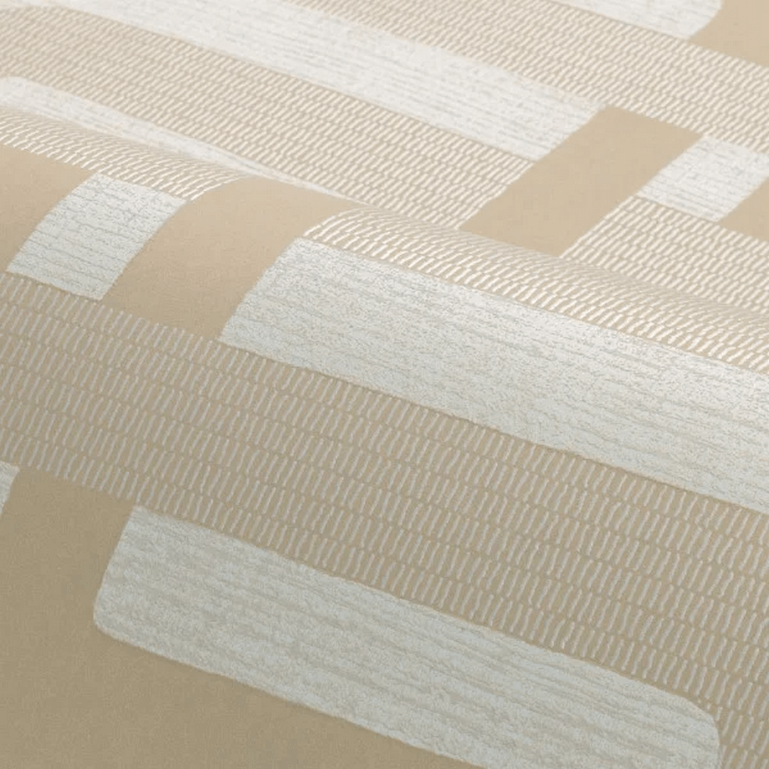 Tapeta z geometrycznym wzorem MATJARA - SABLE/NACRÉ jasnobeżowy