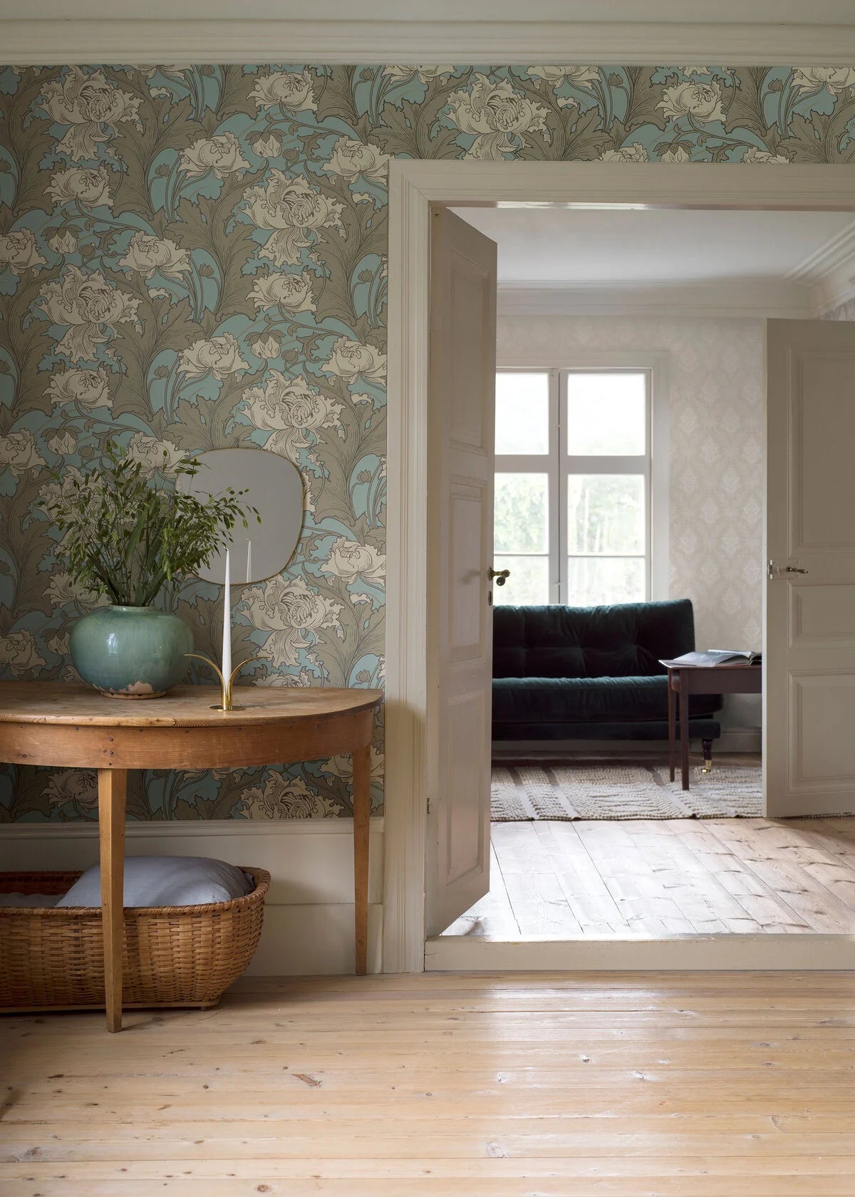 Vlies-Tapete mit pflanzlichem Muster SIRI creme mit türkis