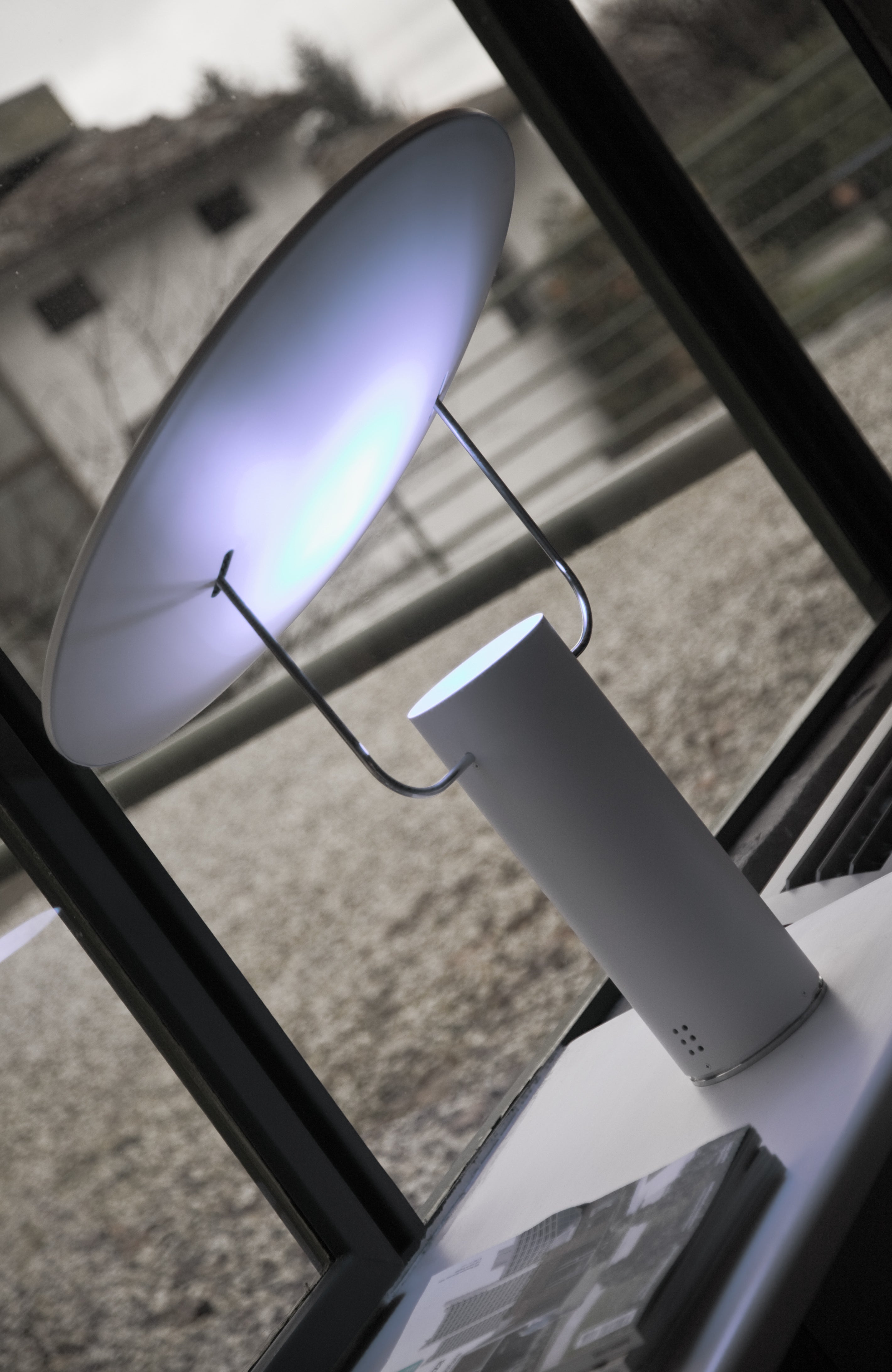 TX1 Table Lamp Gray