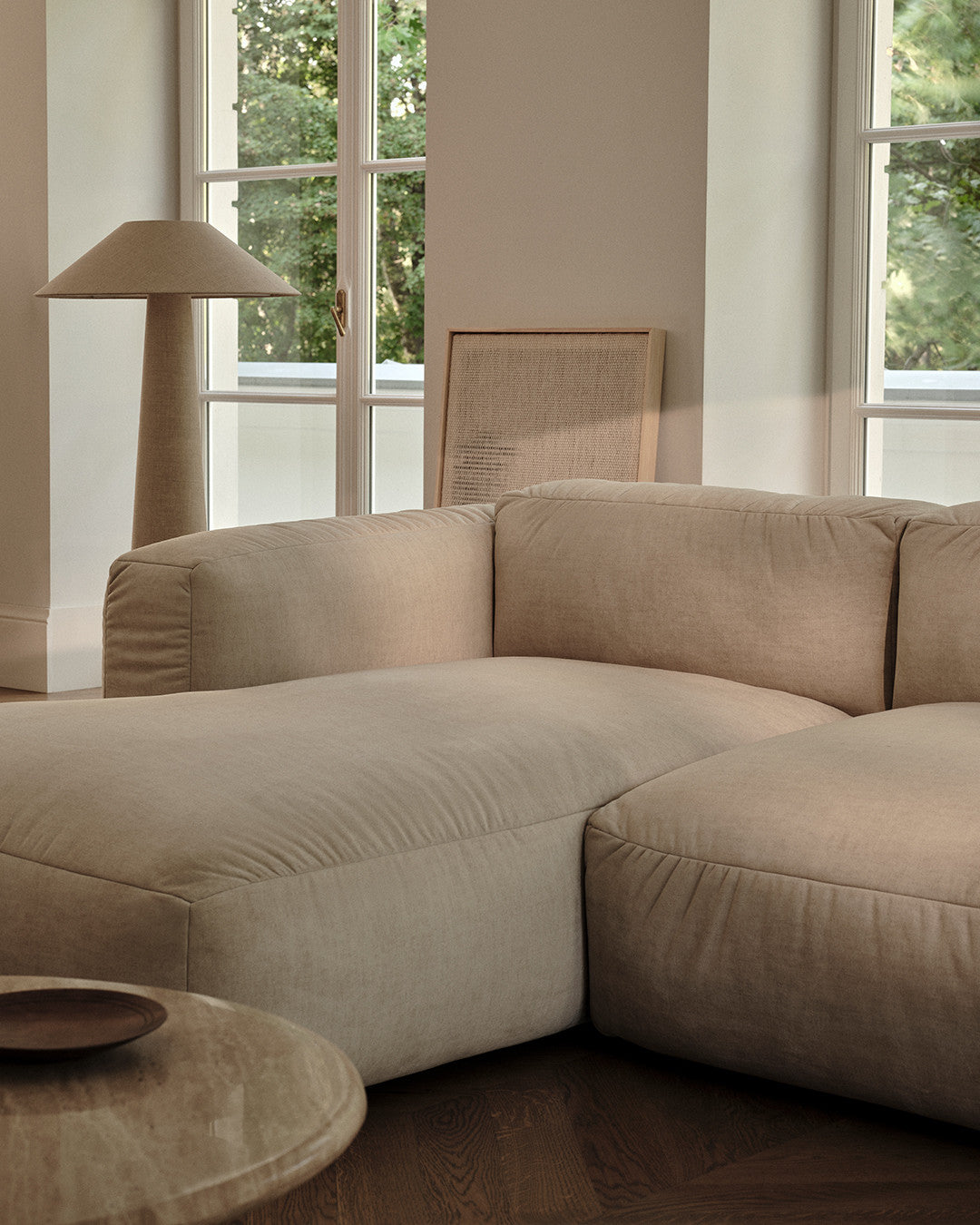 Right -sided corner velvet panoramic martin light beige