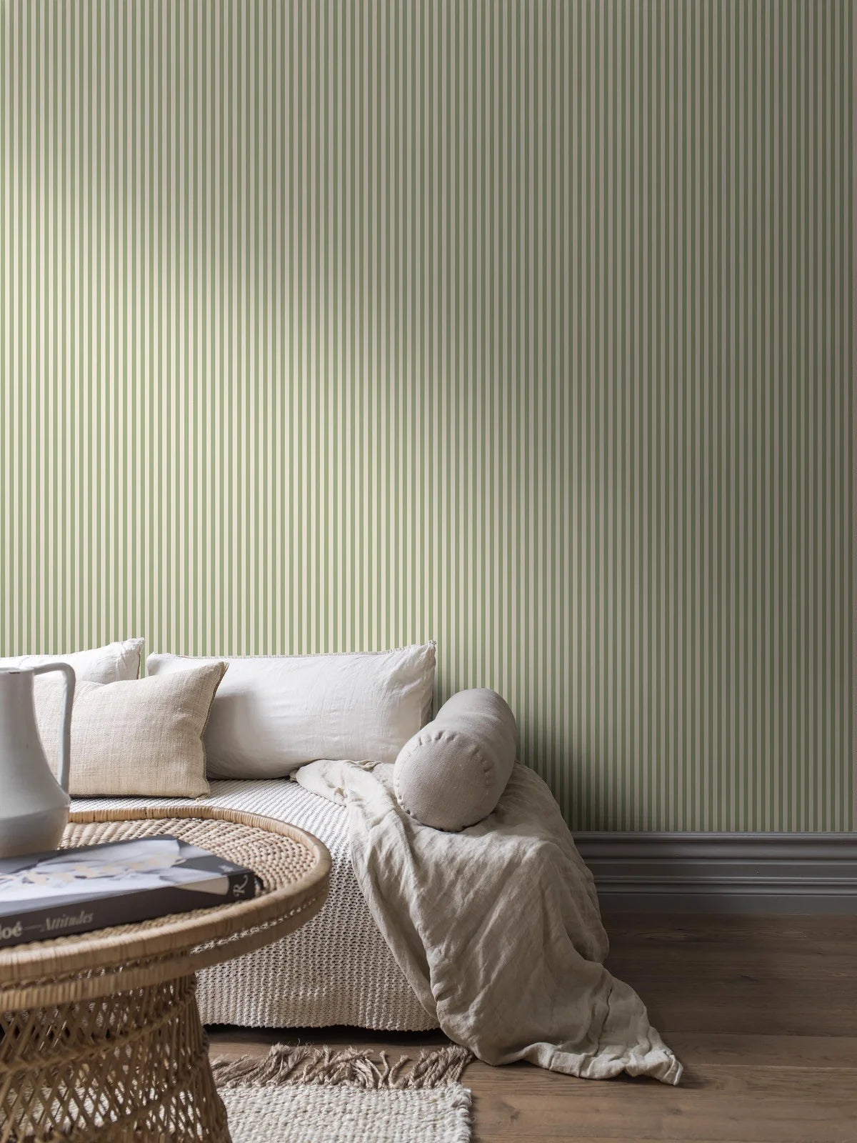 Tapete mit Streifenmuster MÖLLE STRIPE grün-beige