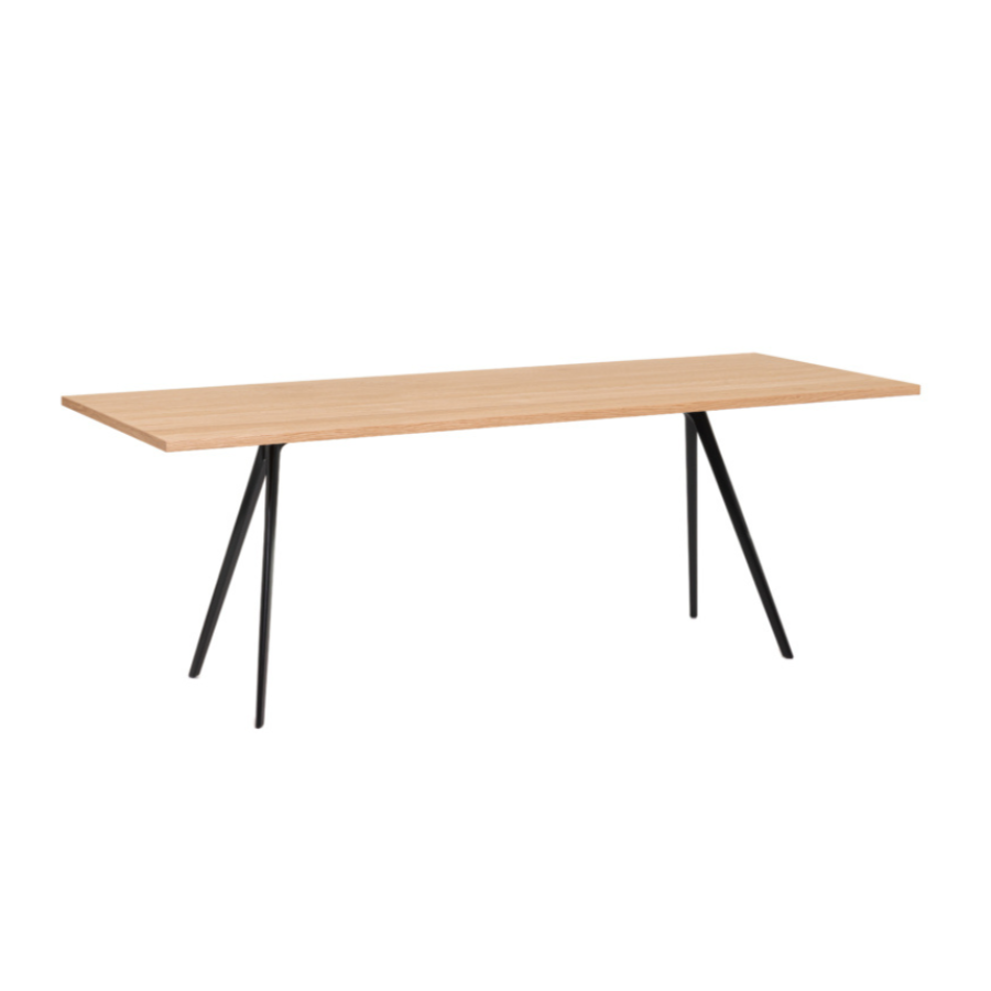 BAGUETTE table with a black aluminum base