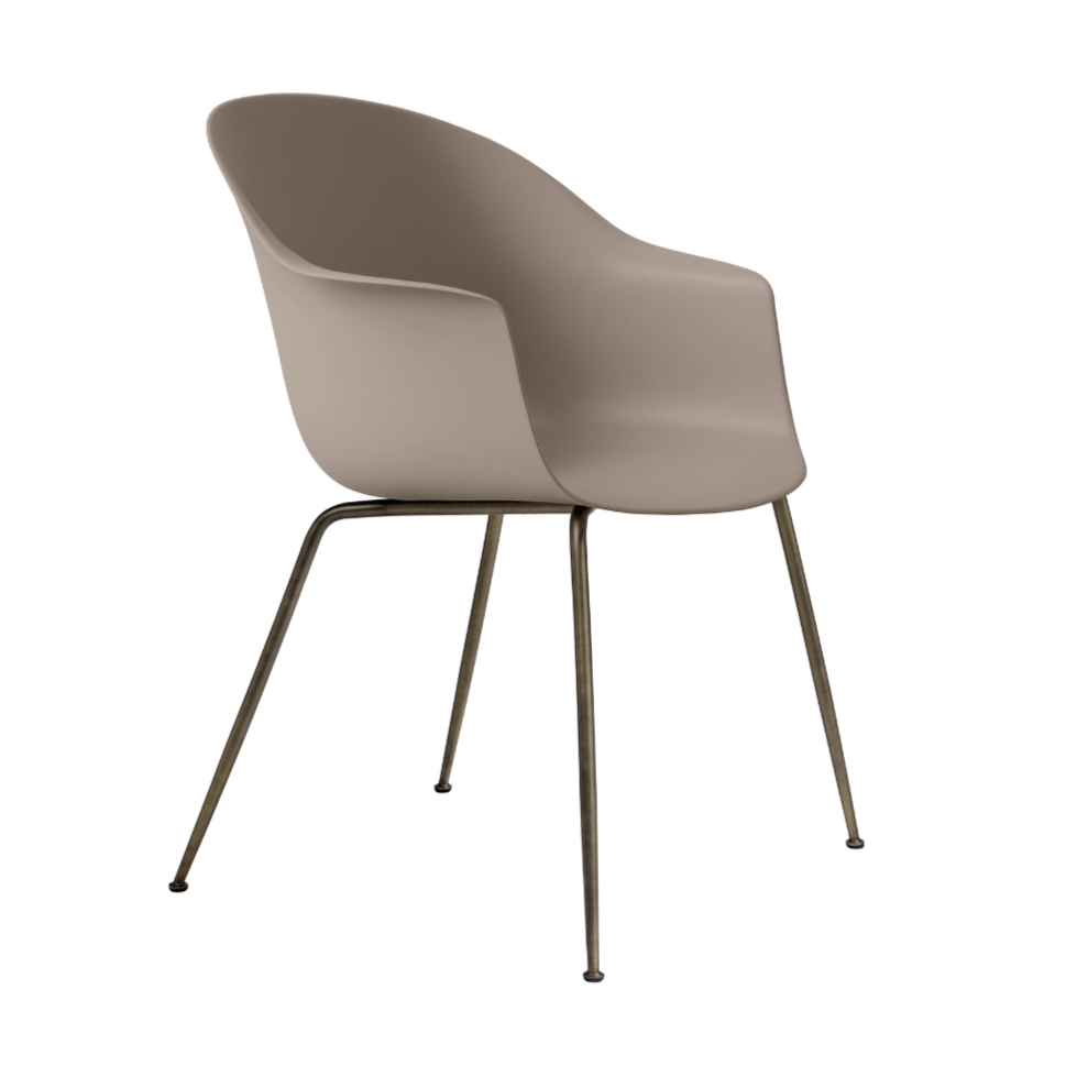 Stuhl BAT beige mit messingfarbenem Fuß