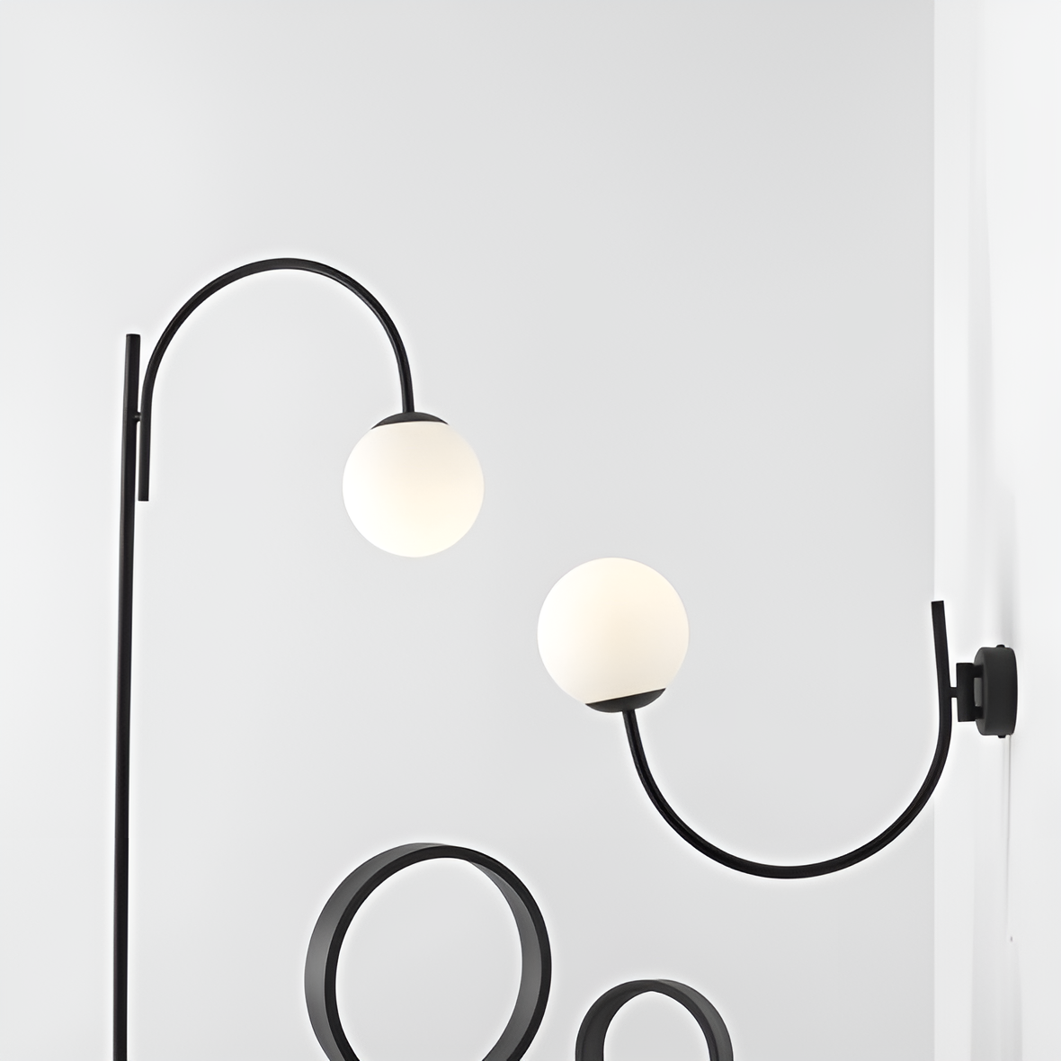 Wandleuchte mit Arm NAVE schwarz