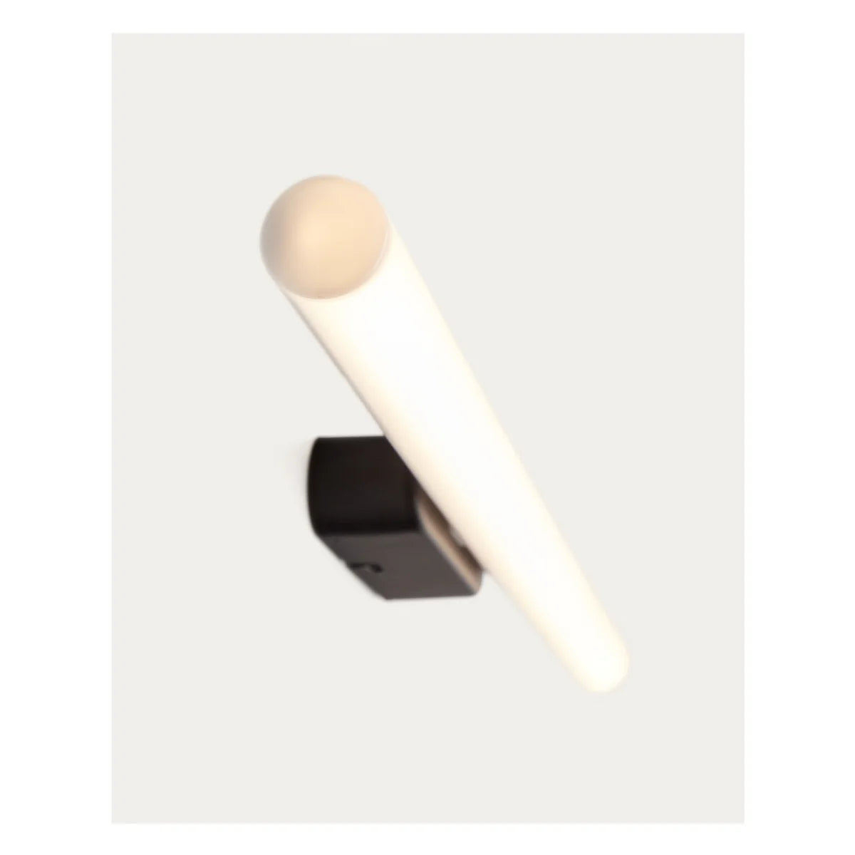 VALQUIRIA Wall Lamp Black