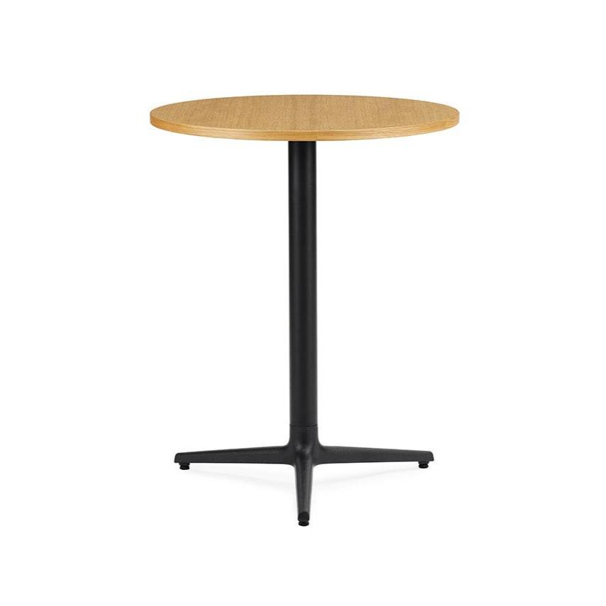 Cafe Table Robbły Allez Holzoberteil mit einer schwarzen Basis
