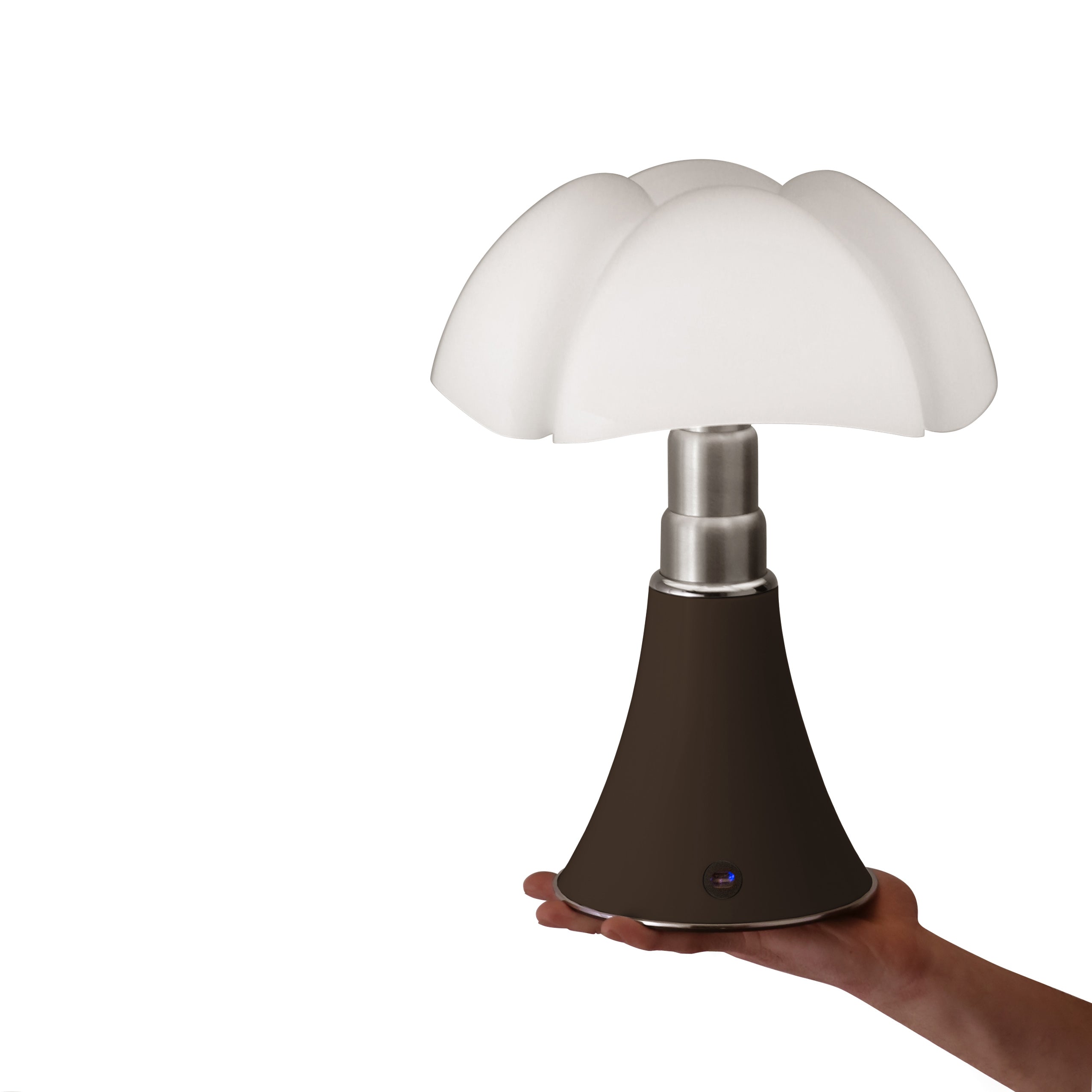 Tischlampe MINIPIPISTRELLO mit opalisiertem Schirm und braunem Fuß