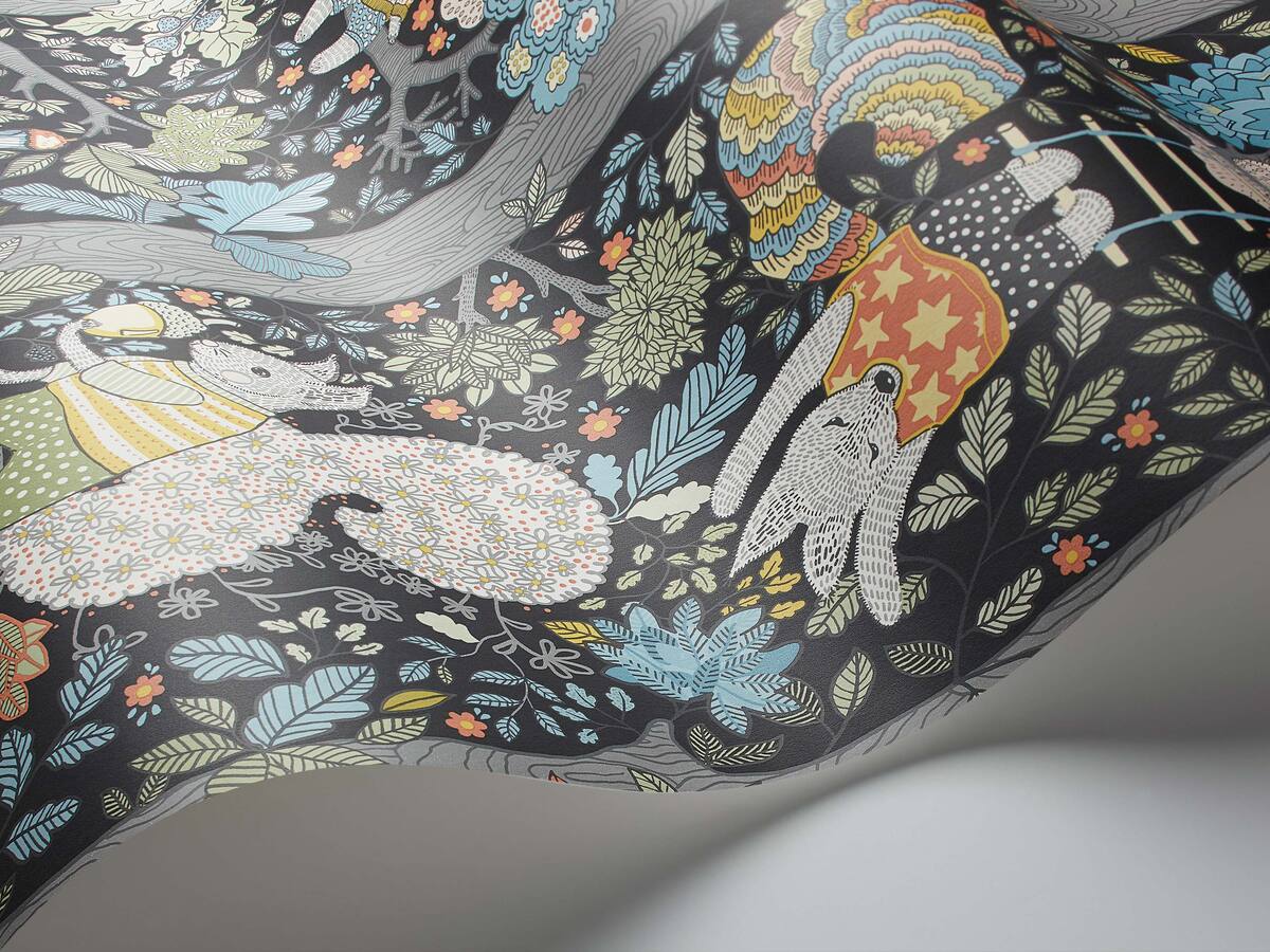 Kinder-Tapete mit dem Motiv eines Märchenwaldes CHARLIE schwarz mit blau