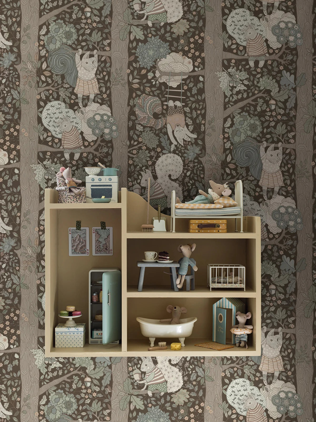 Children's wallpaper with a fairy tale forest theme CHARLIE brown with white