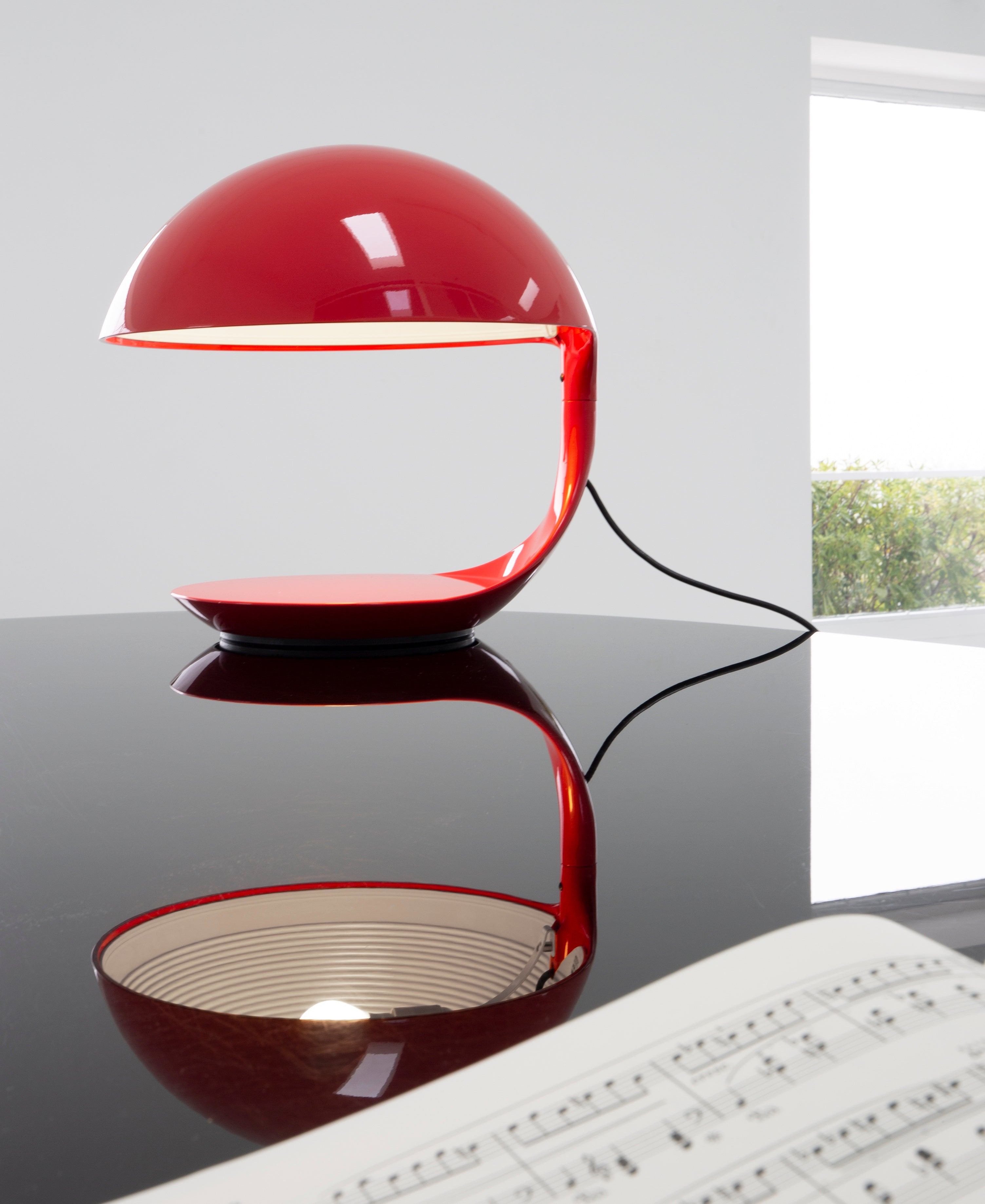 Tischlampe COBRA in glänzendem Rot