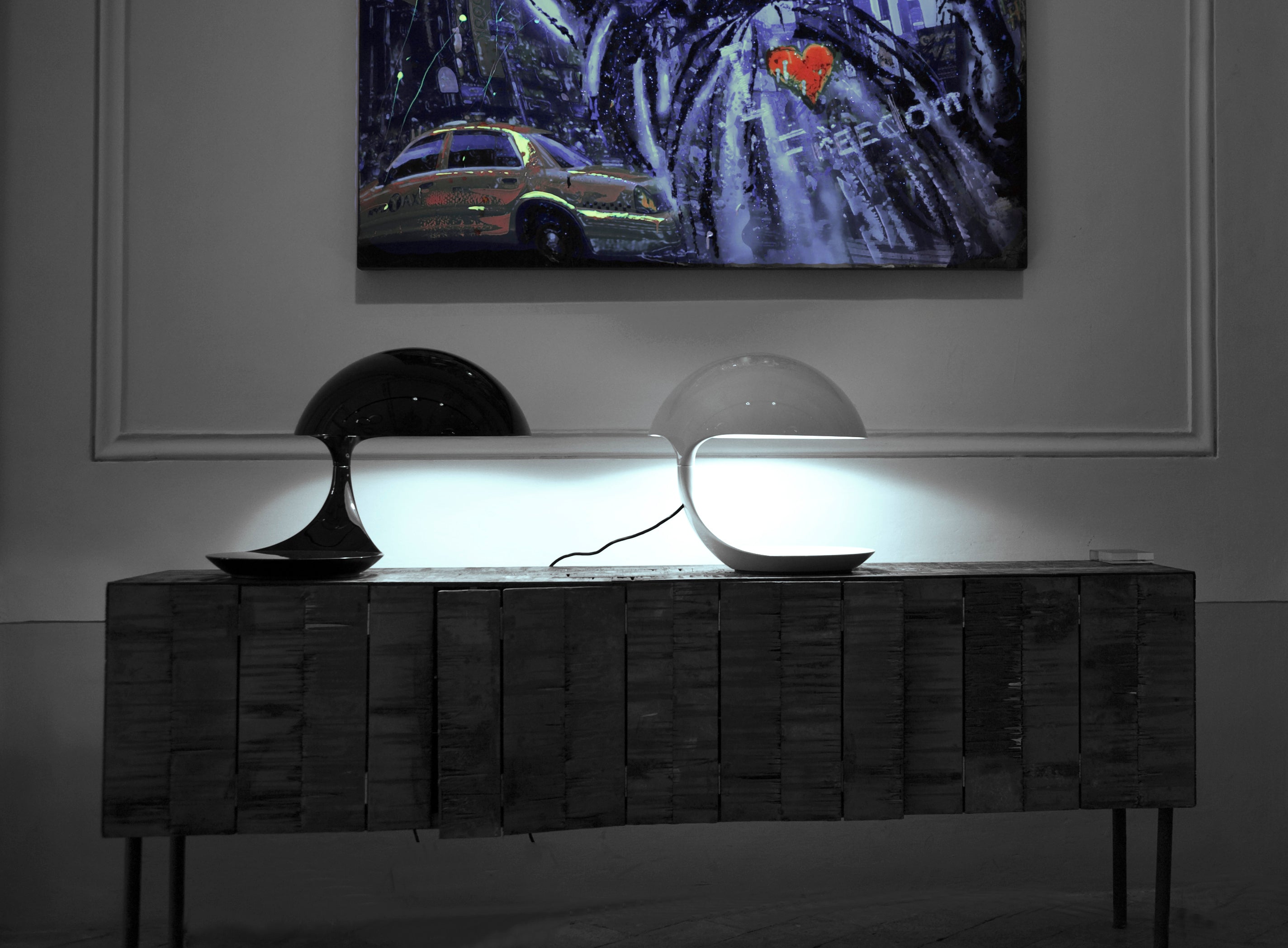 Tischlampe COBRA in glänzendem Schwarz