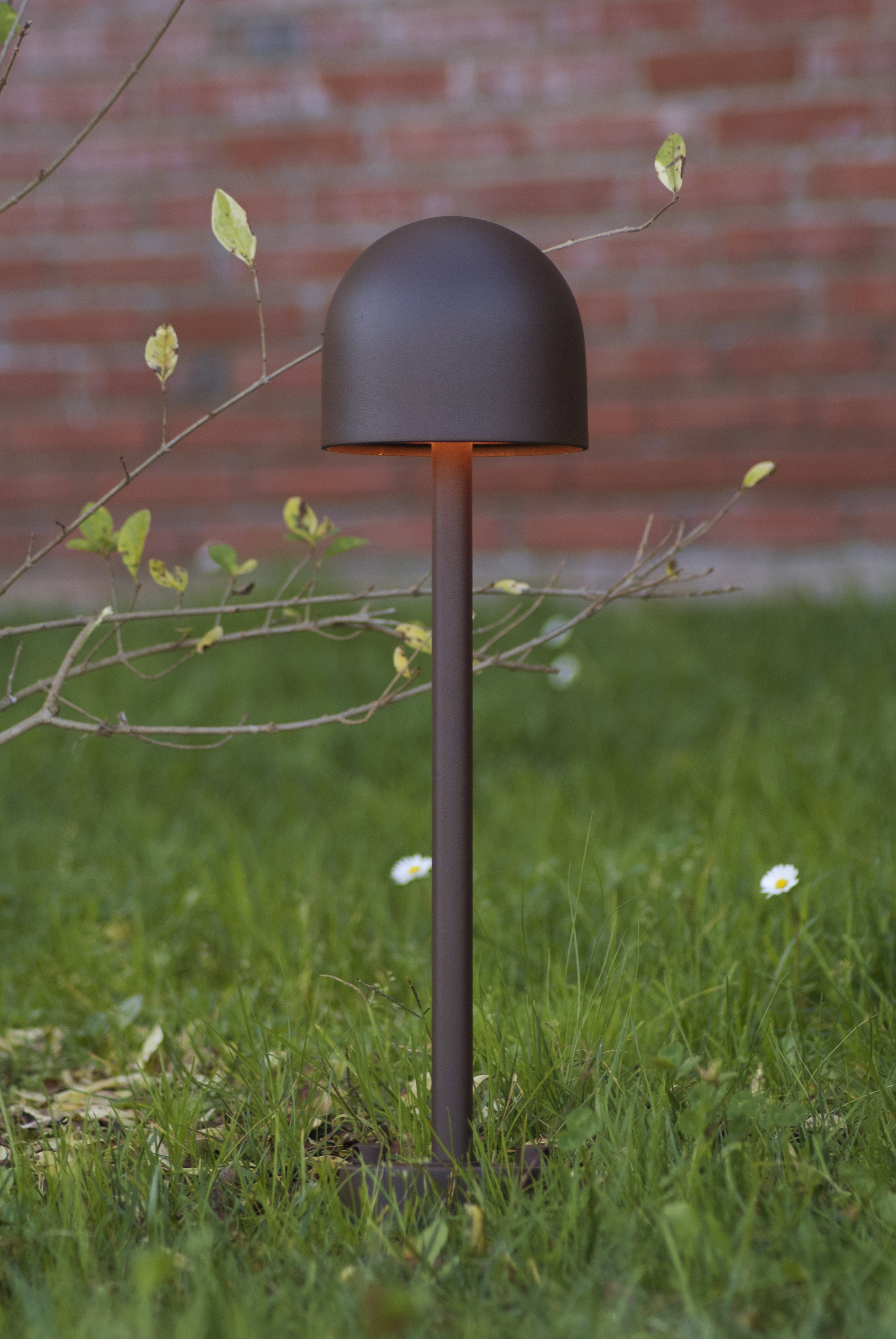 Bodenlampe für den Außenbereich BOLETO braun