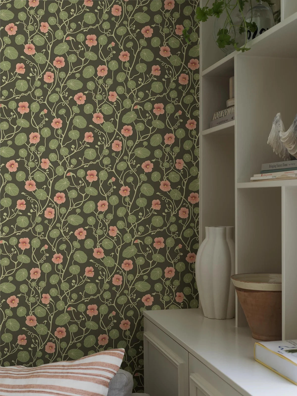 Dark brown floral plant motif wallpaper KRASSE with green