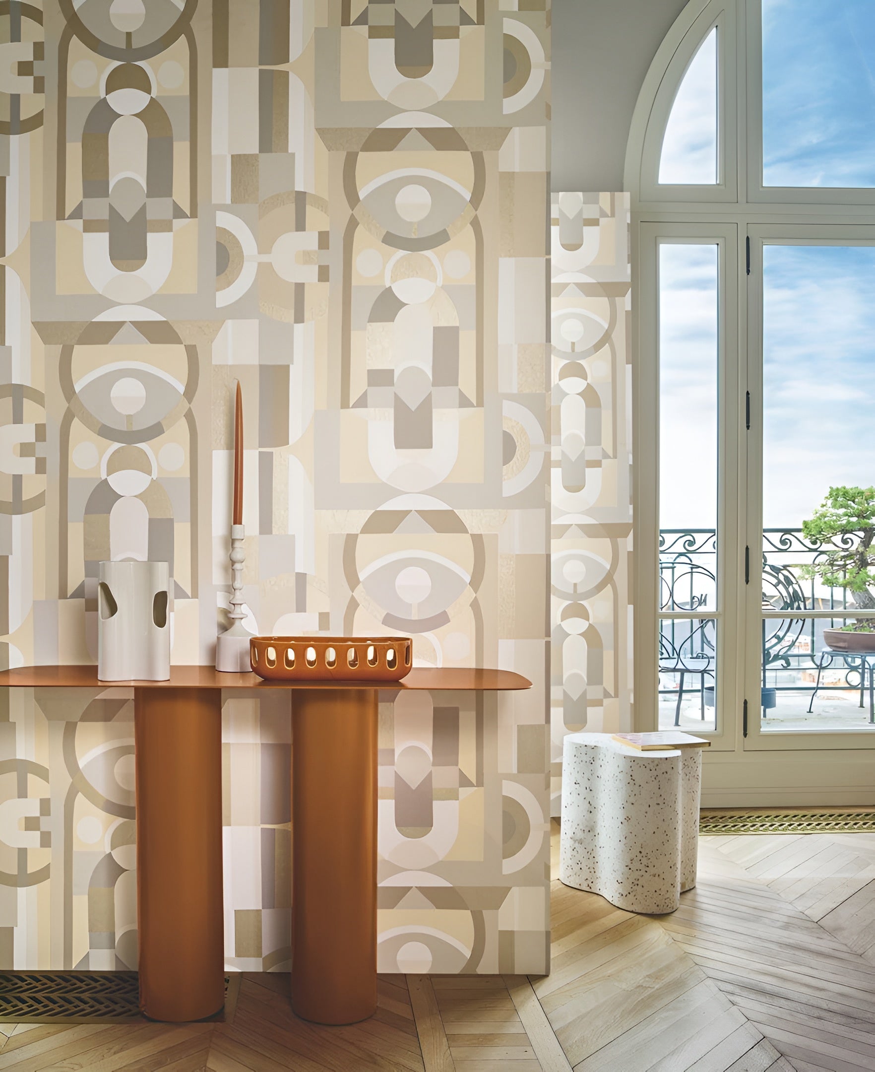 Stained Glass Geometric Pattern Wallpaper VITRAIL - WHITE/BEIGE