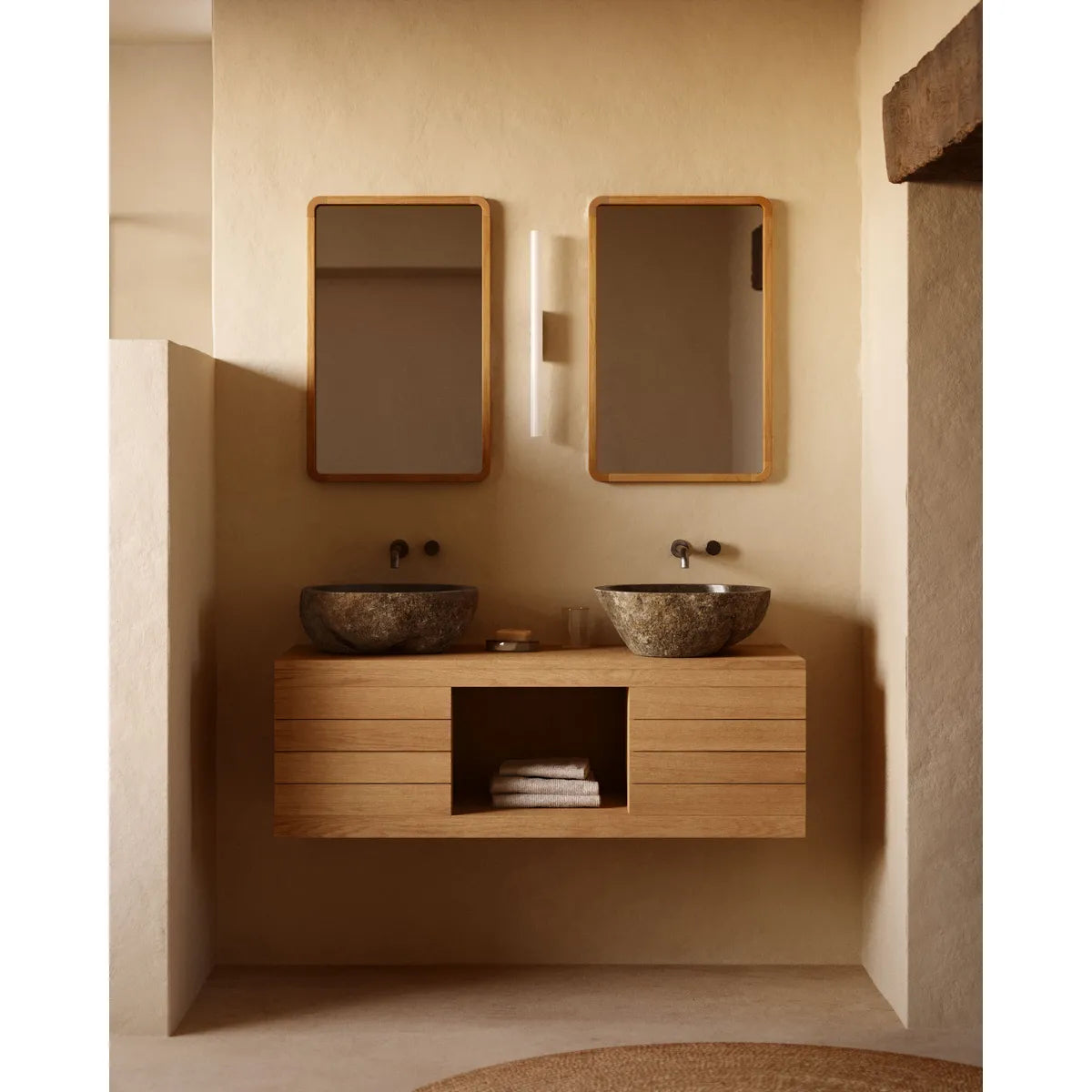 VALQUIRIA Wall Lamp Black