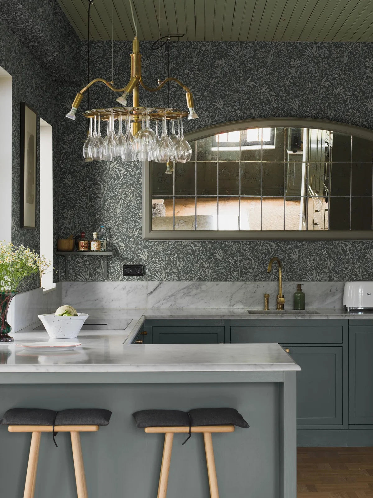 Vlies-Tapete mit pflanzlichem Muster NOCTURNE grün