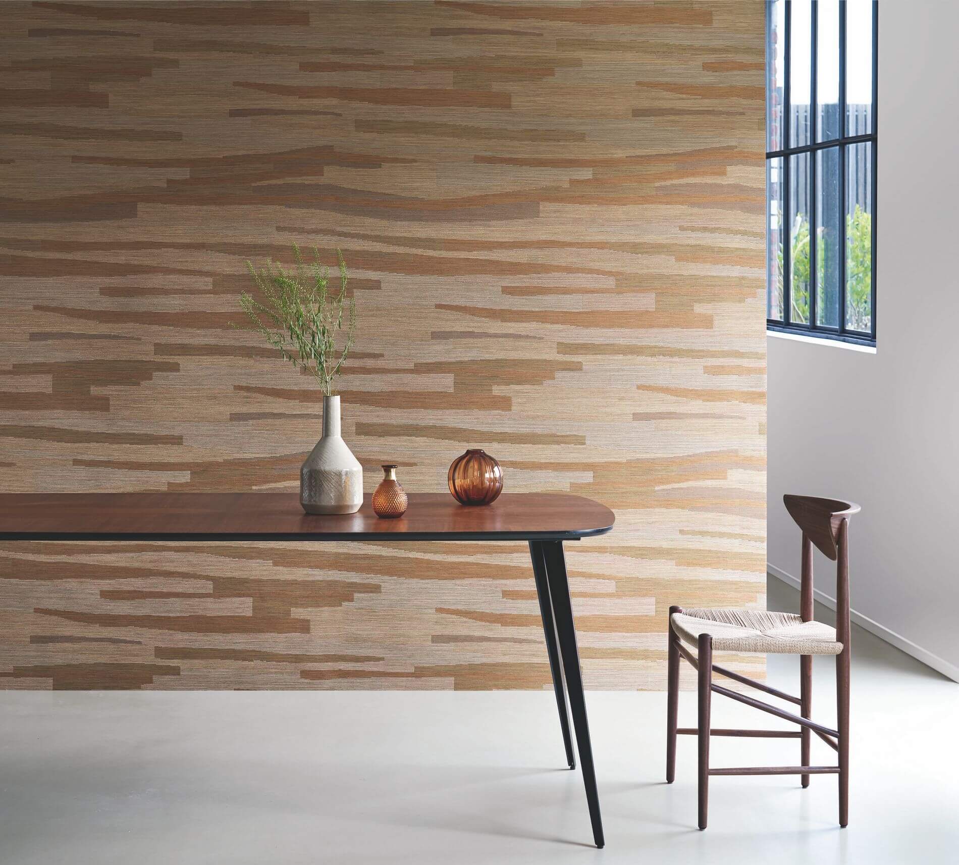 Textured fabric wallpaper with striped jacquard weave HALANA - OCRE beige with gold