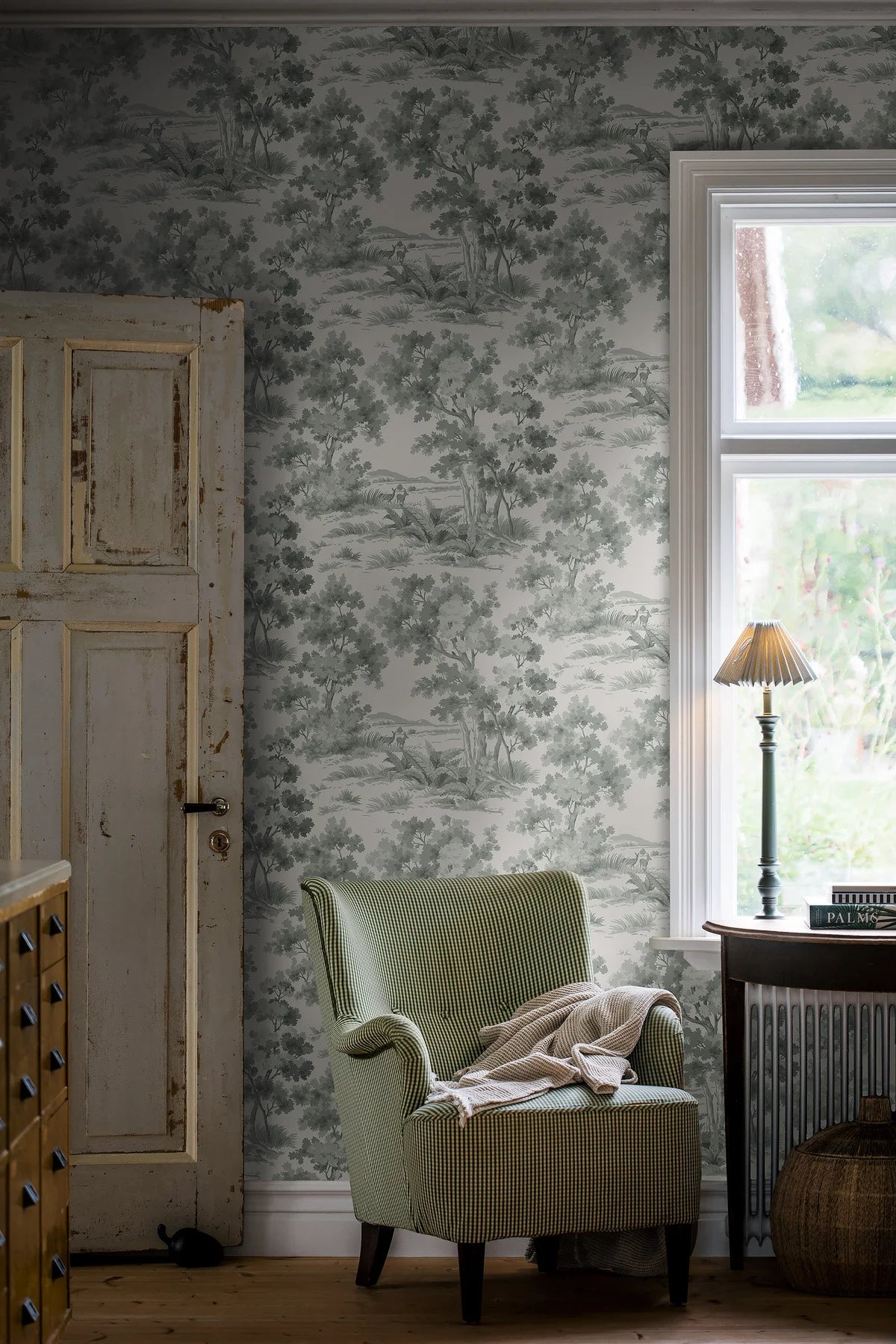 Vlies-Tapete mit pflanzlichem Muster COUNTRYSIDE MORNING beige mit grünem Akzent