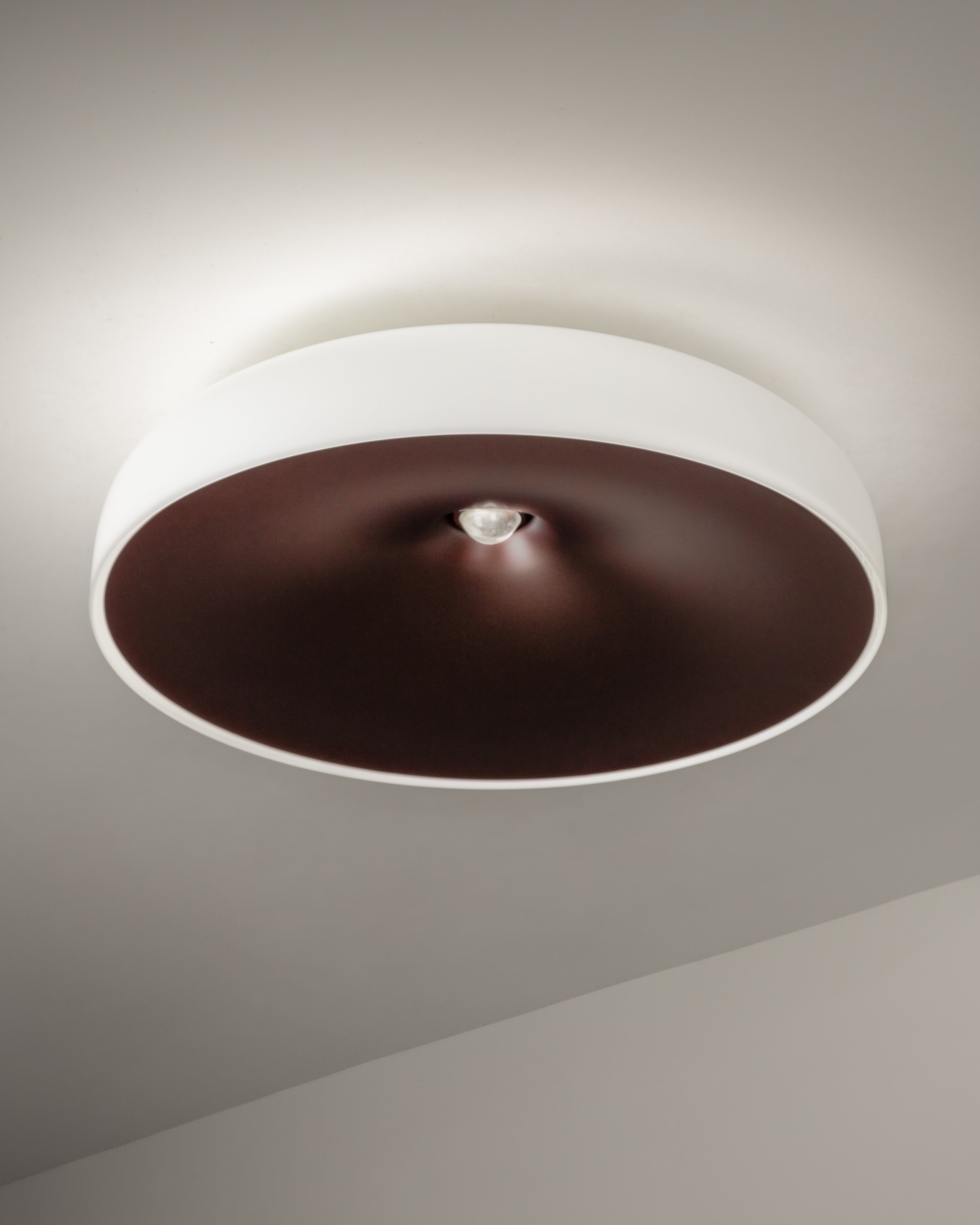 CHET-B ceiling lamp in hammered gray with white