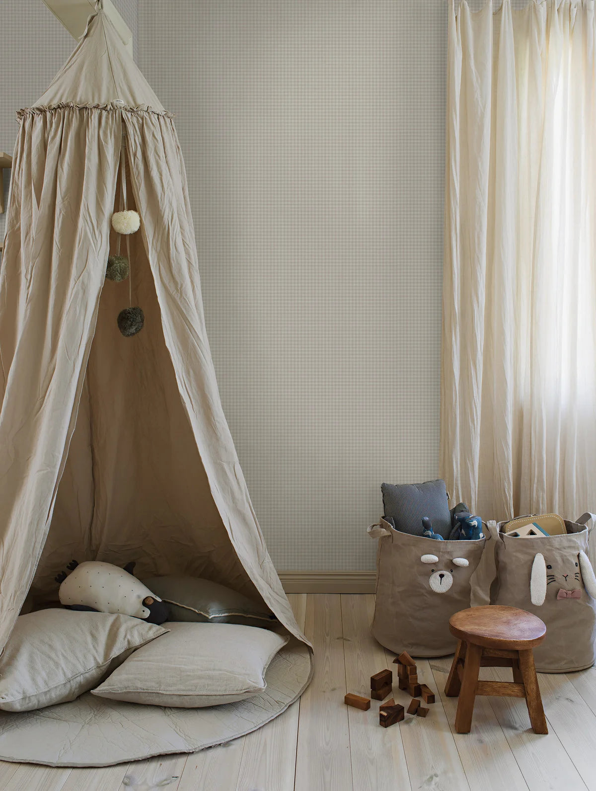 Strukturierte Tapete, die Leinen im Karomuster imitiert, PICNIC CHECK grau mit beige