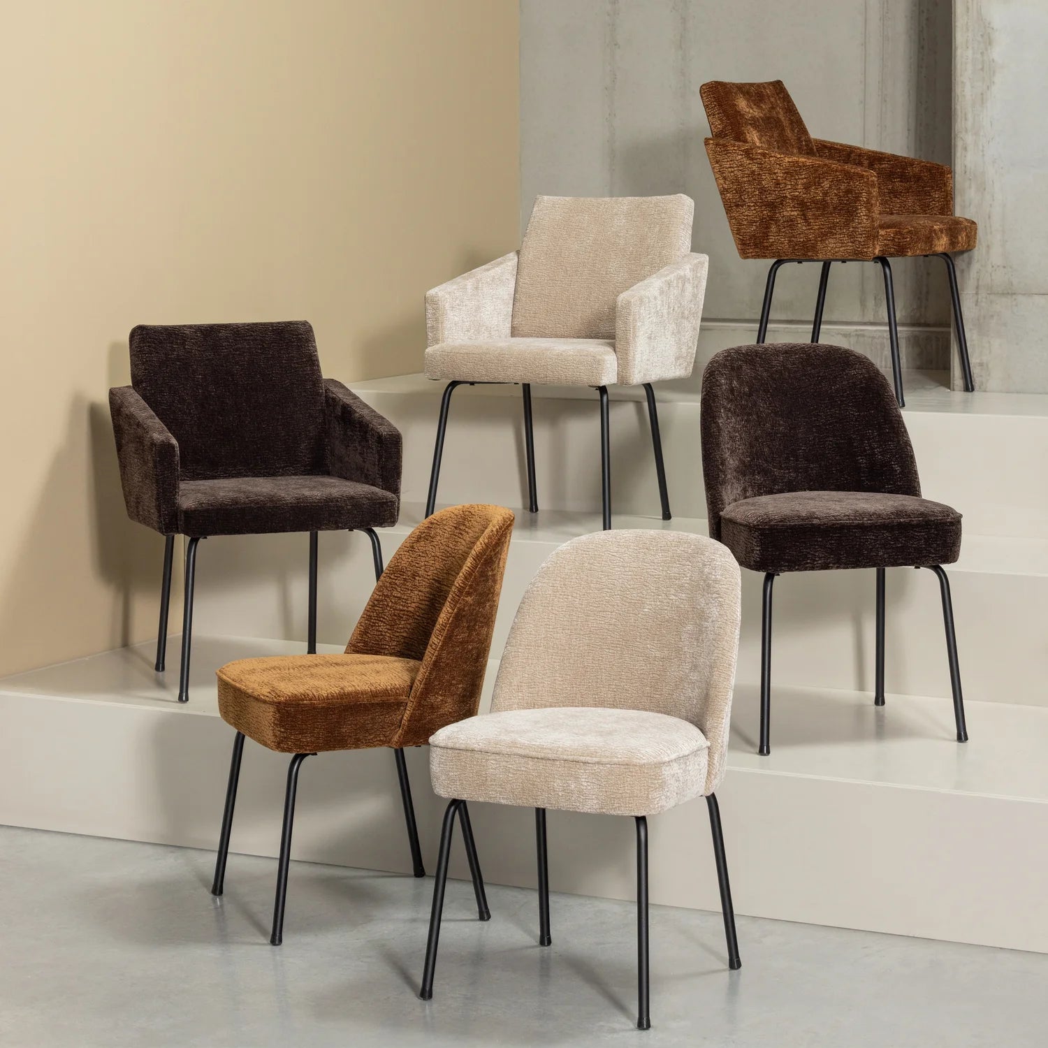Vogue 3D Brown Stuhl von einer schwarzen Basis