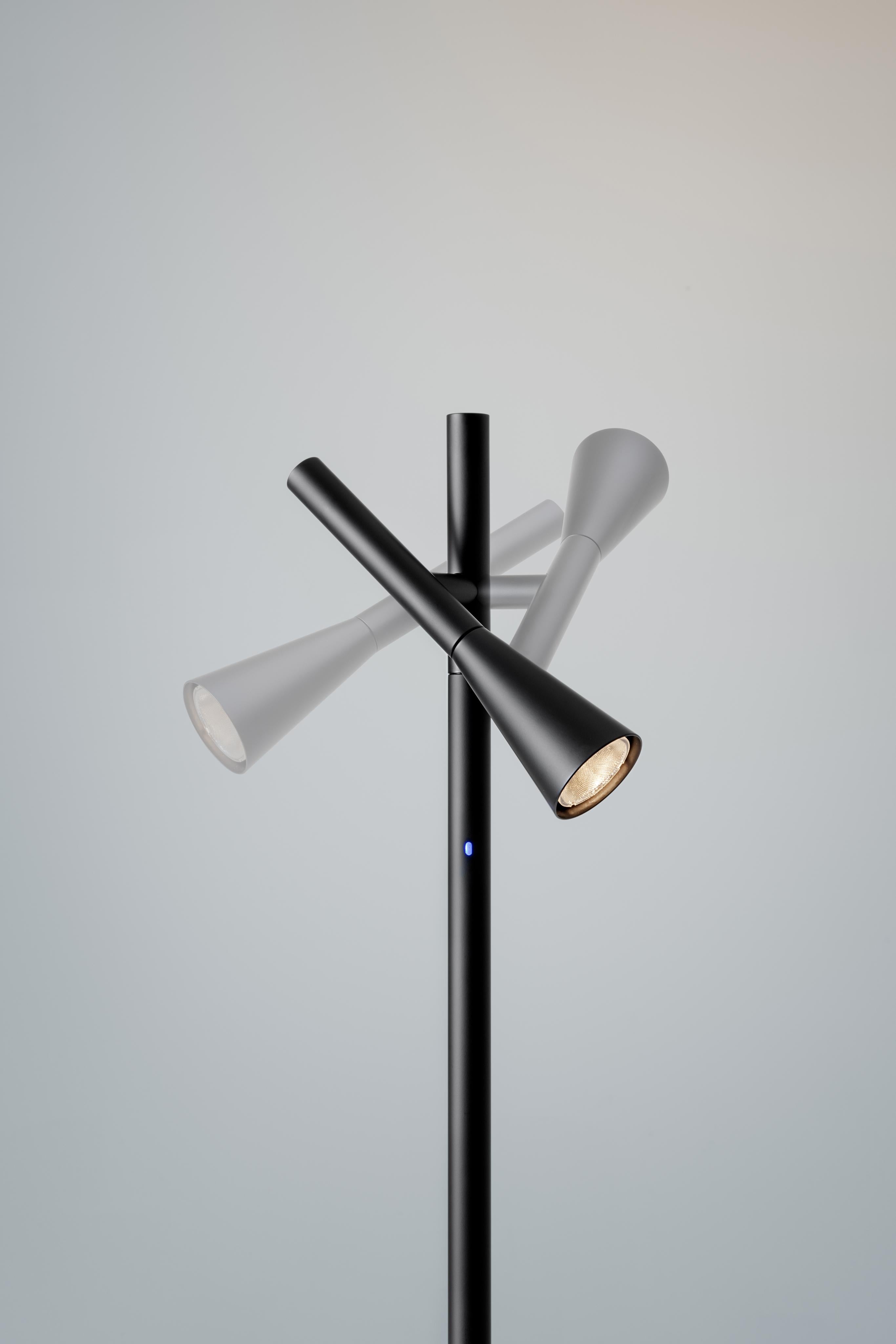Lampa podłogowa COLIBRÌ czarny