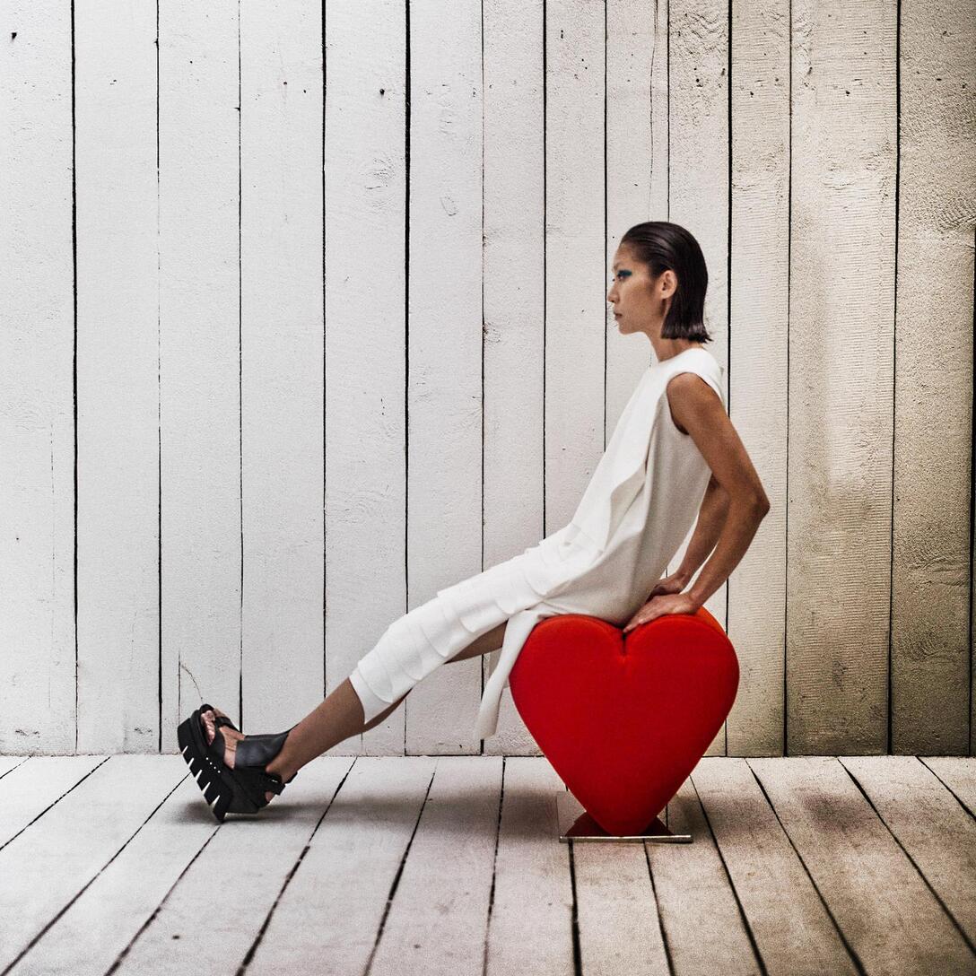 LOVE upholstered seat