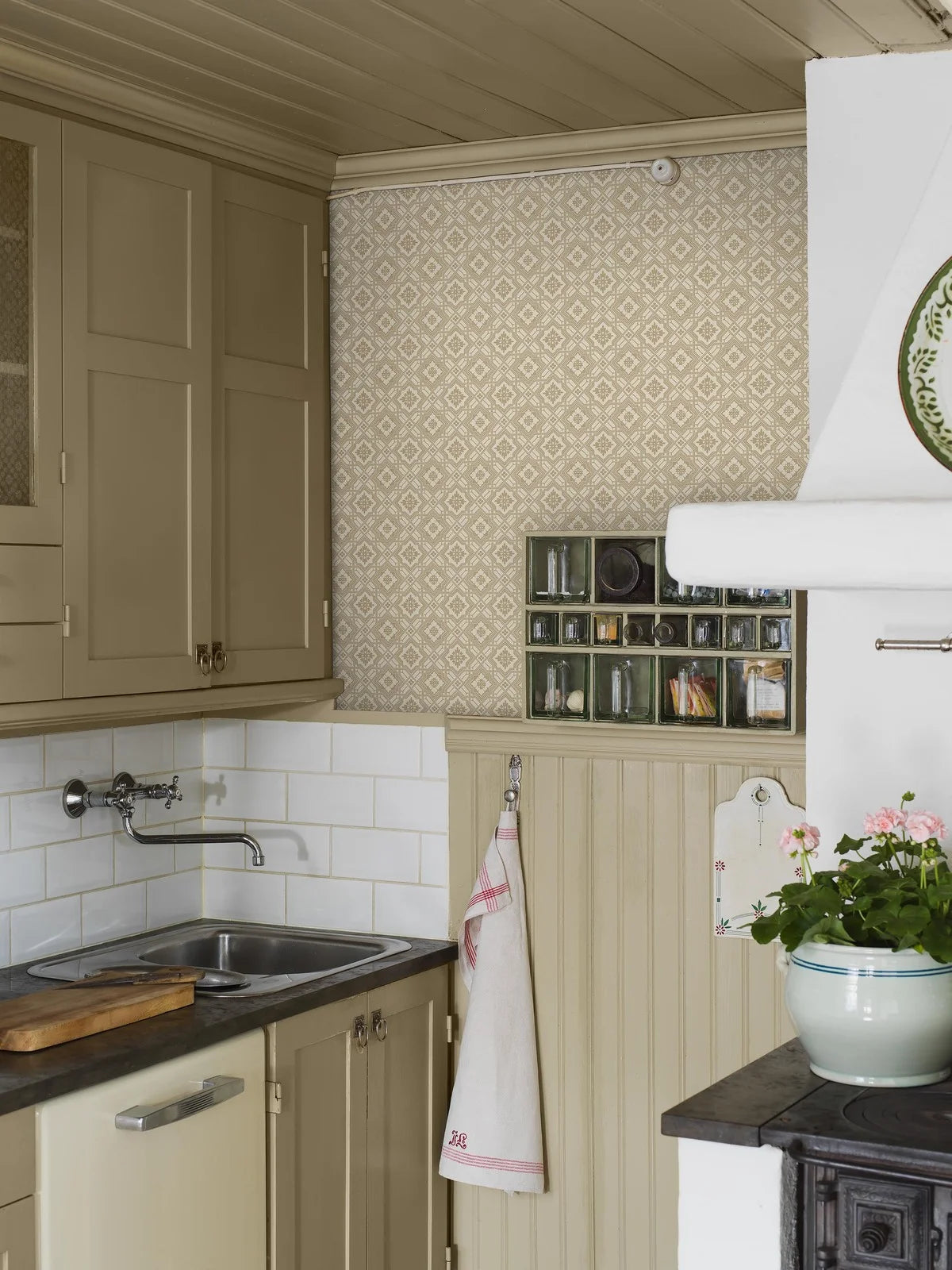 Vlies-Tapete mit geometrischem Muster FRIEDRICH gold-beige