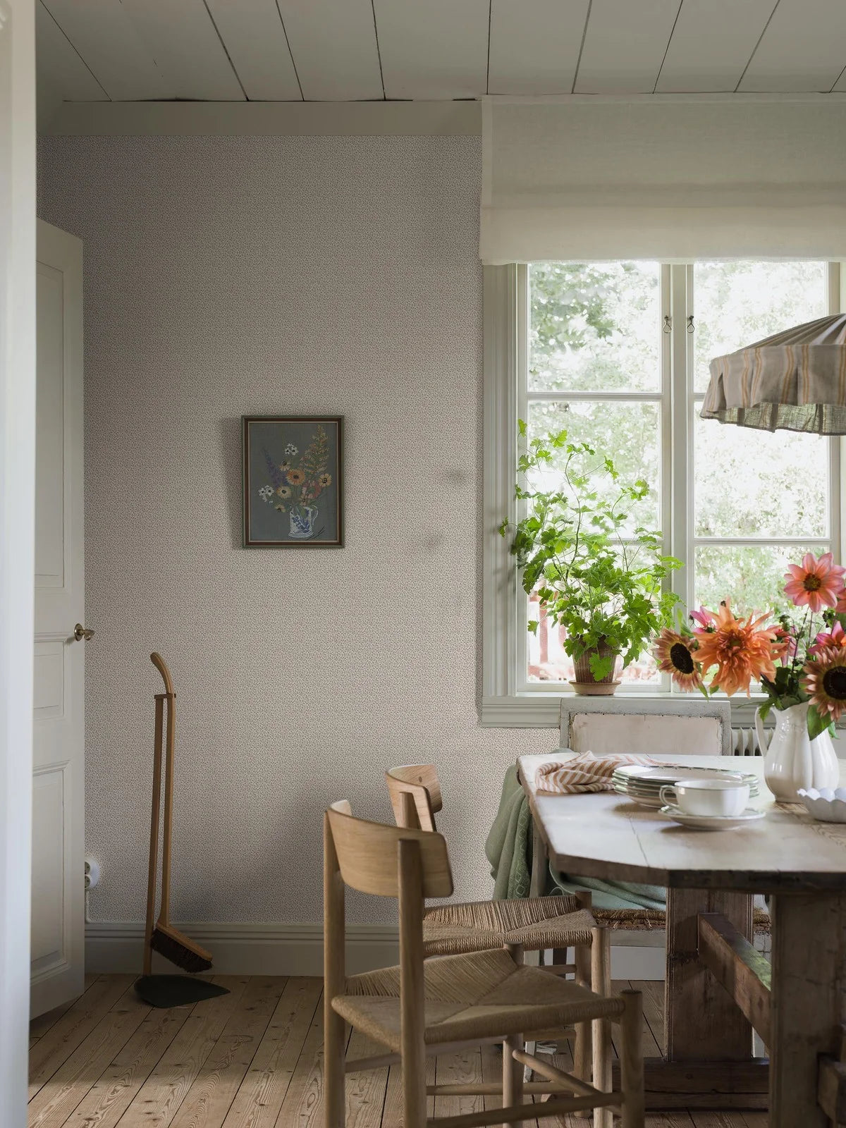 Tapete mit Pflanzenmotiv IDA beige mit Weiß