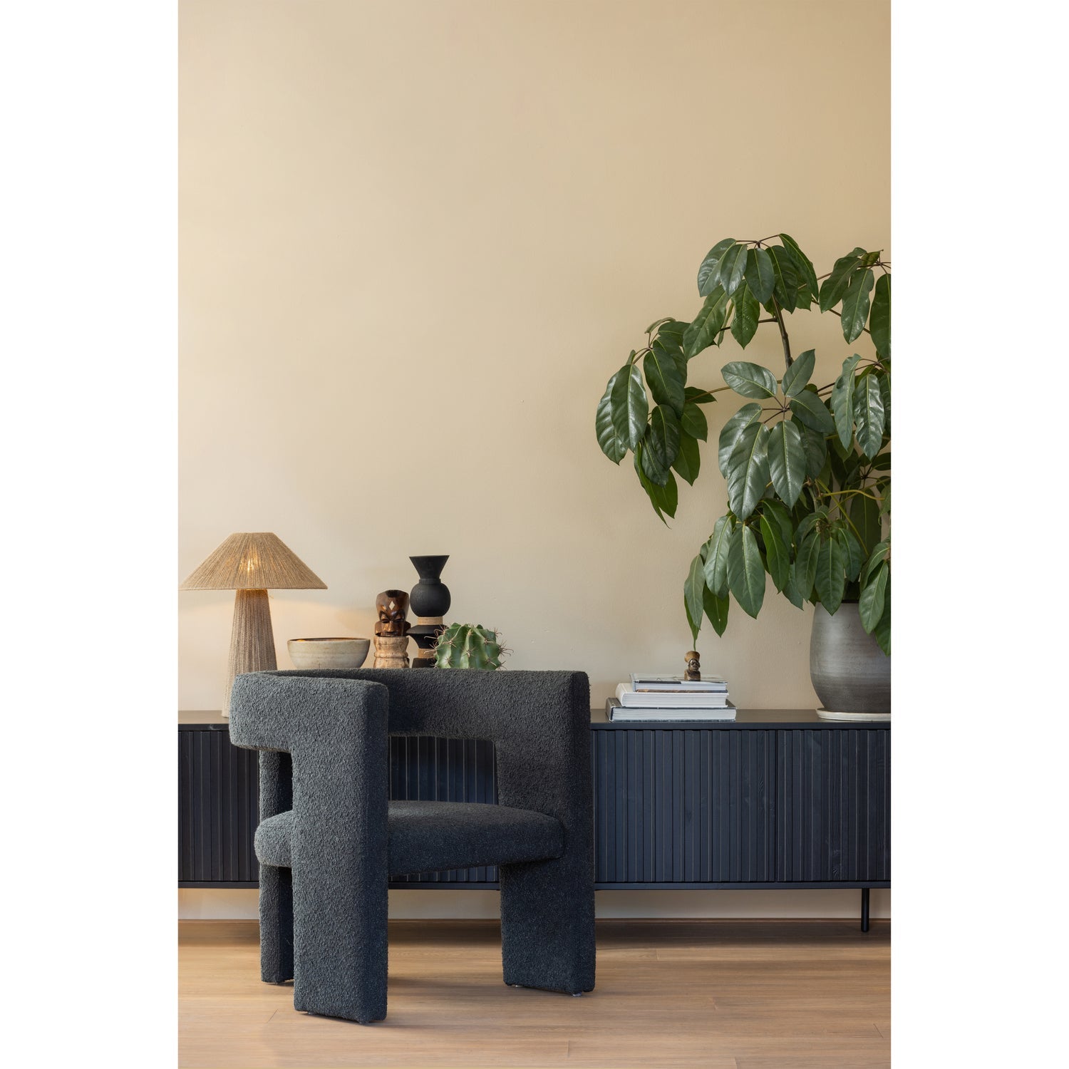 NEW GRAVURE TV Cabinet black