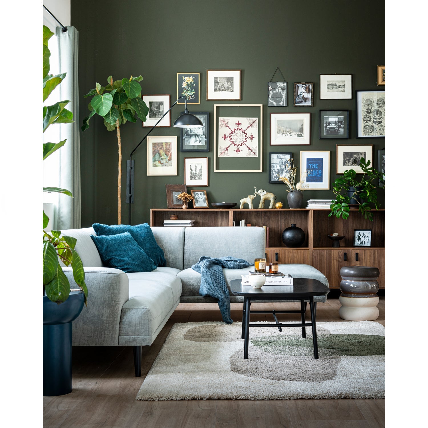 ELEGANCE black coffee table