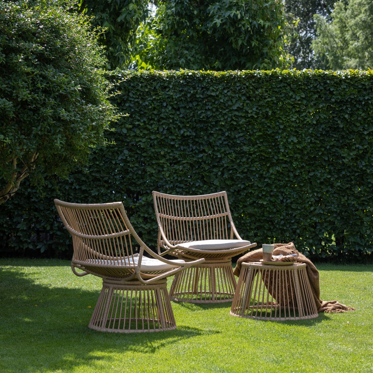 Alatna Wicker Gartenhocker