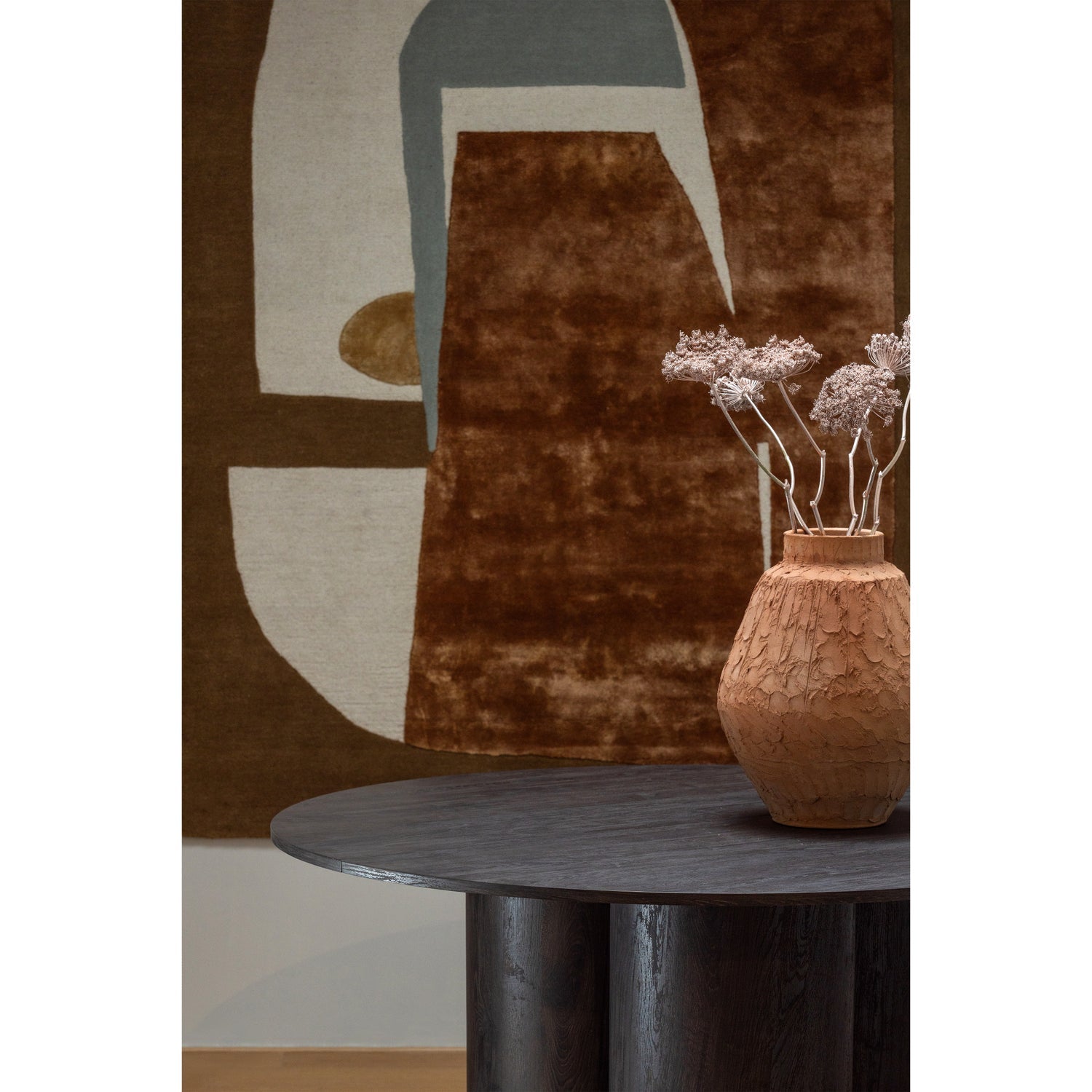 Oona Round Tisch dunkelbraun