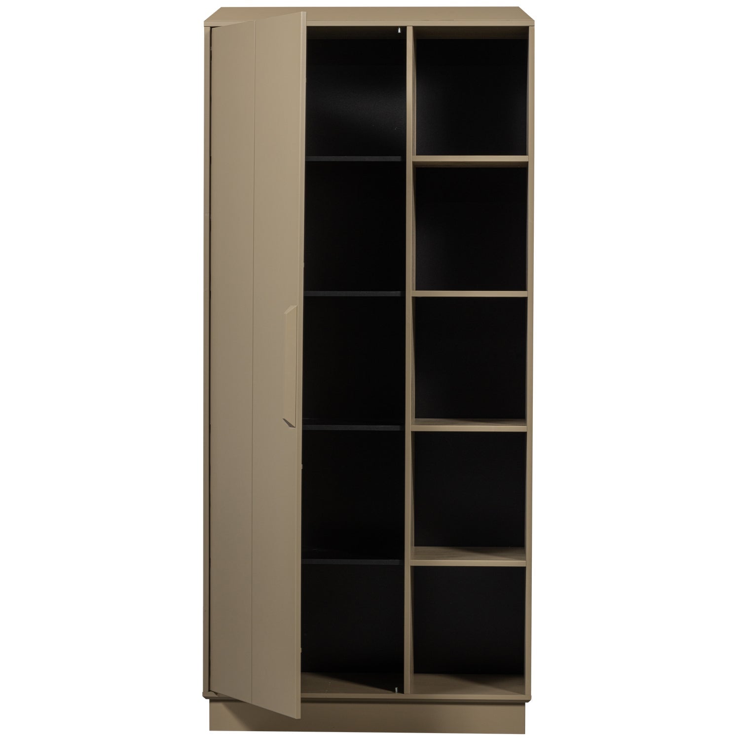 Wardrobe with Lowen Lowen shelves