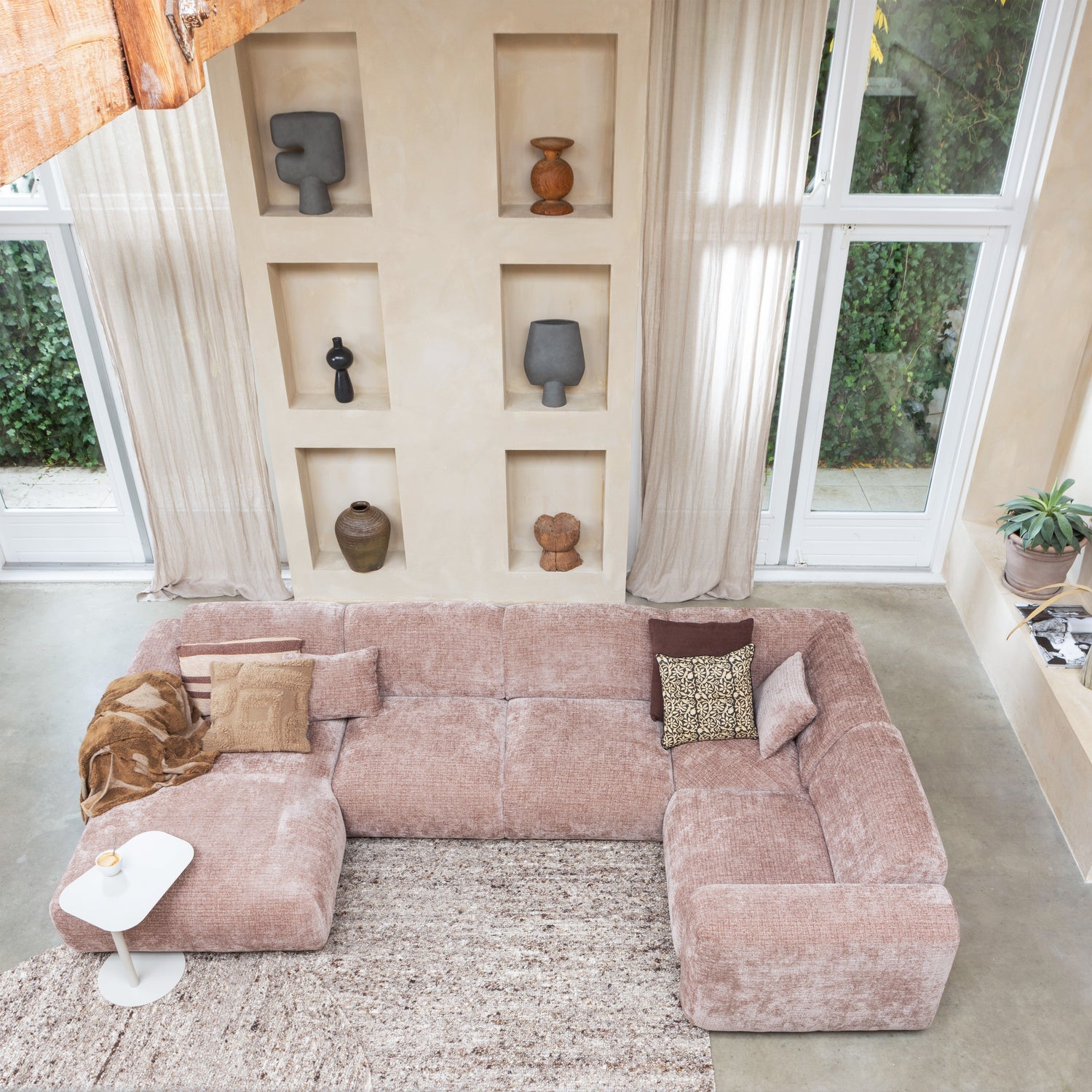 Right-facing panoramic corner sofa CLOUD pink