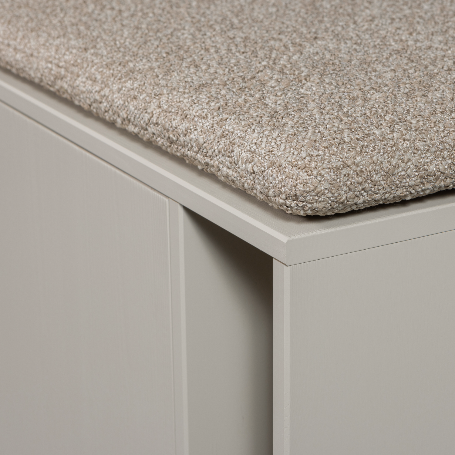 SETTLE Upholstered Bench in Grey Beige