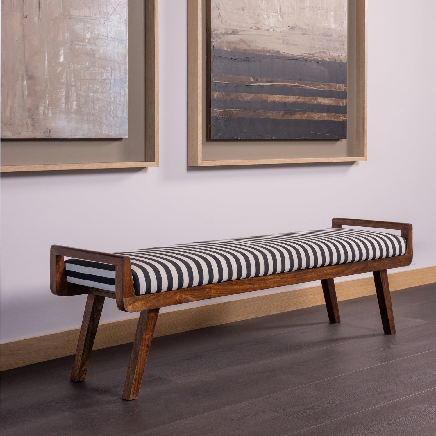 VALO Bench White with Black and Wooden Base