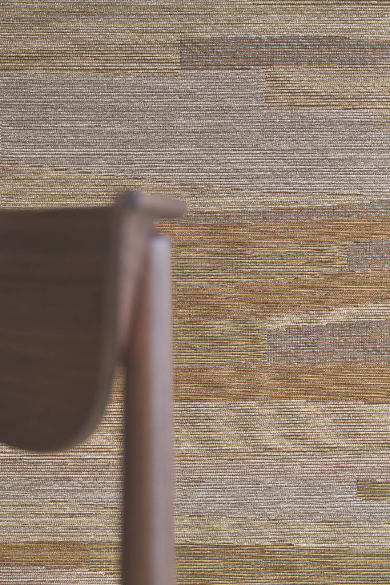 Textured fabric wallpaper with striped jacquard weave HALANA - OCRE beige with gold