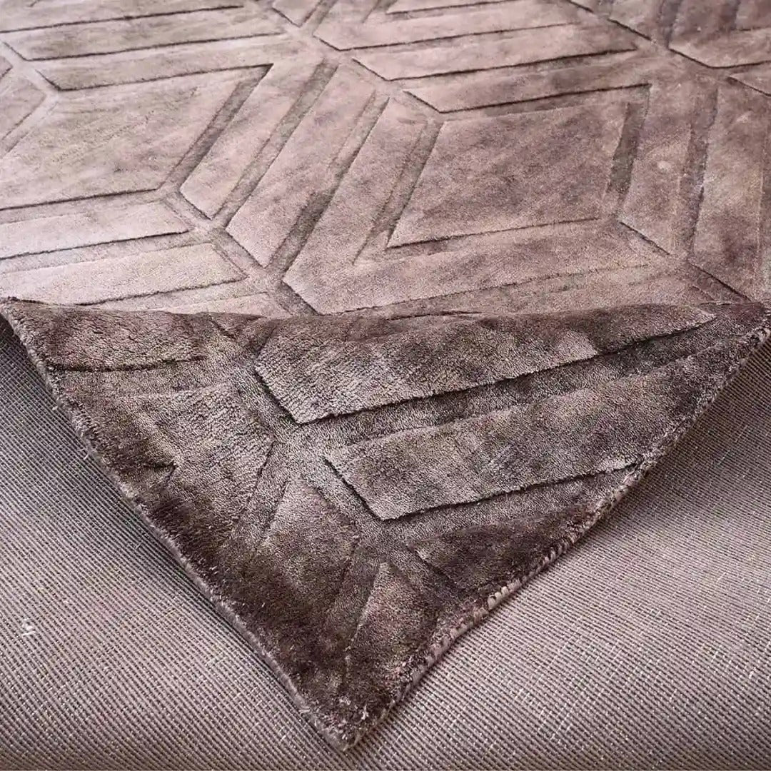 YOERI Brown Rug