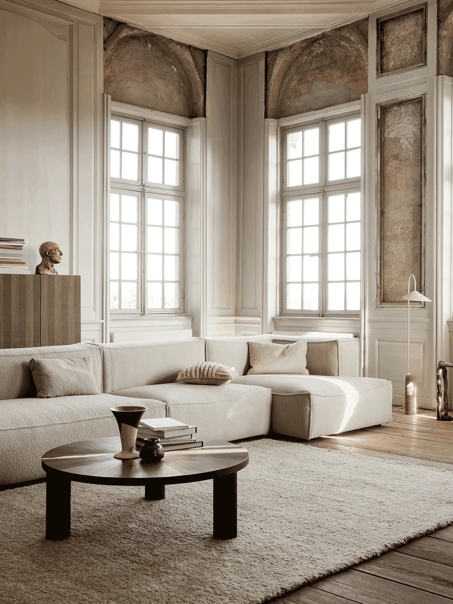 SHADE LOOP light beige rug