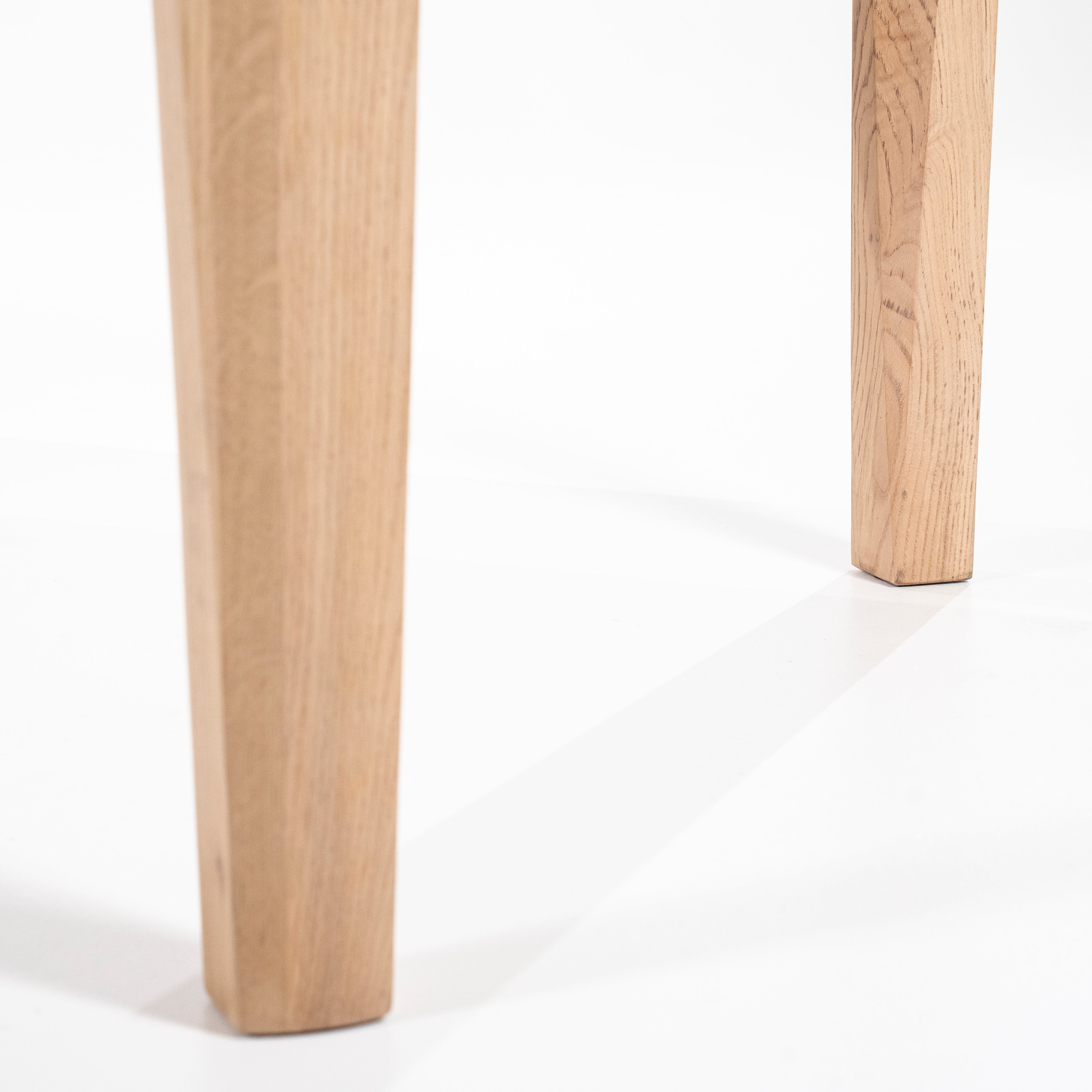 HARVEY Table Oak Wood