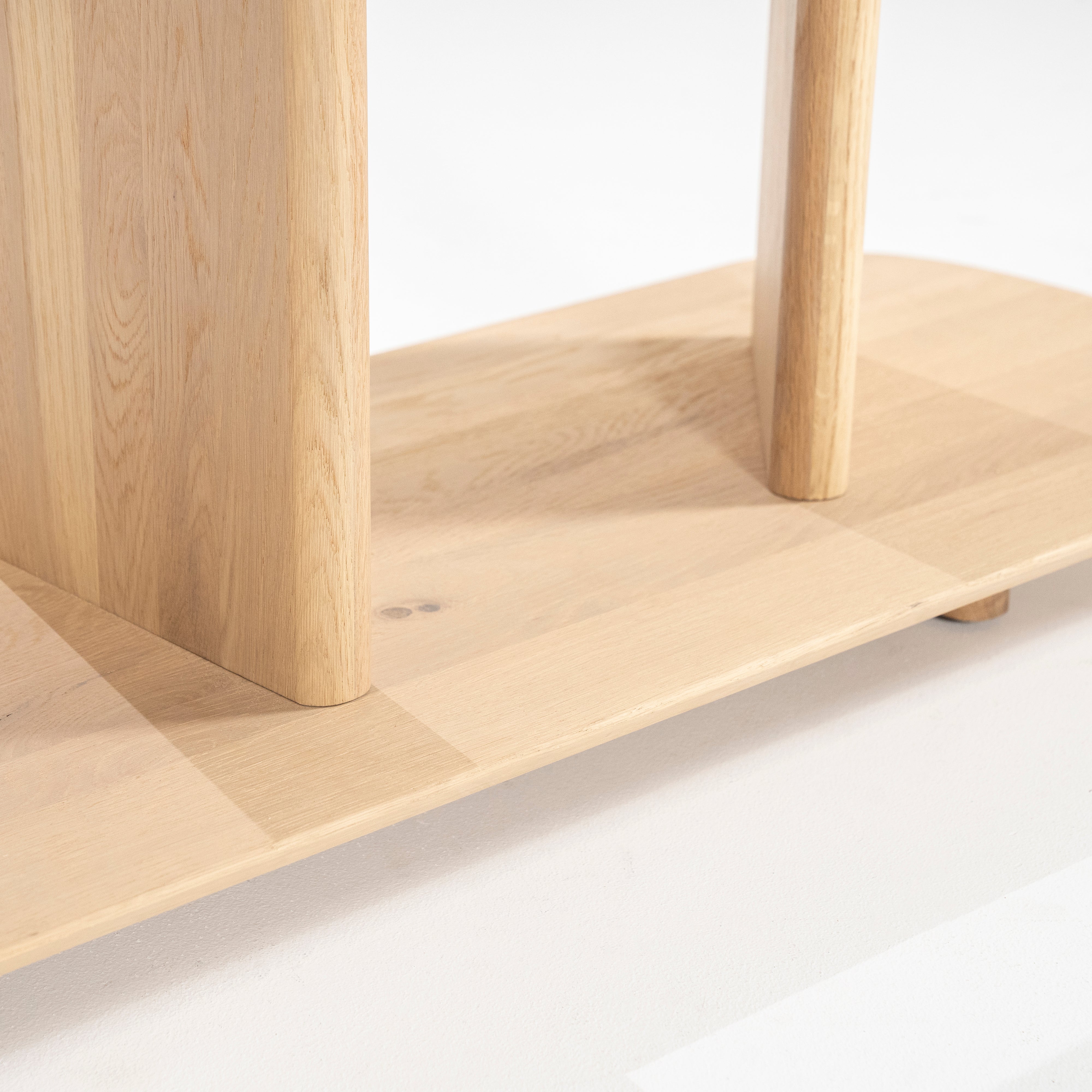 RTV Cabinet TY oak wood