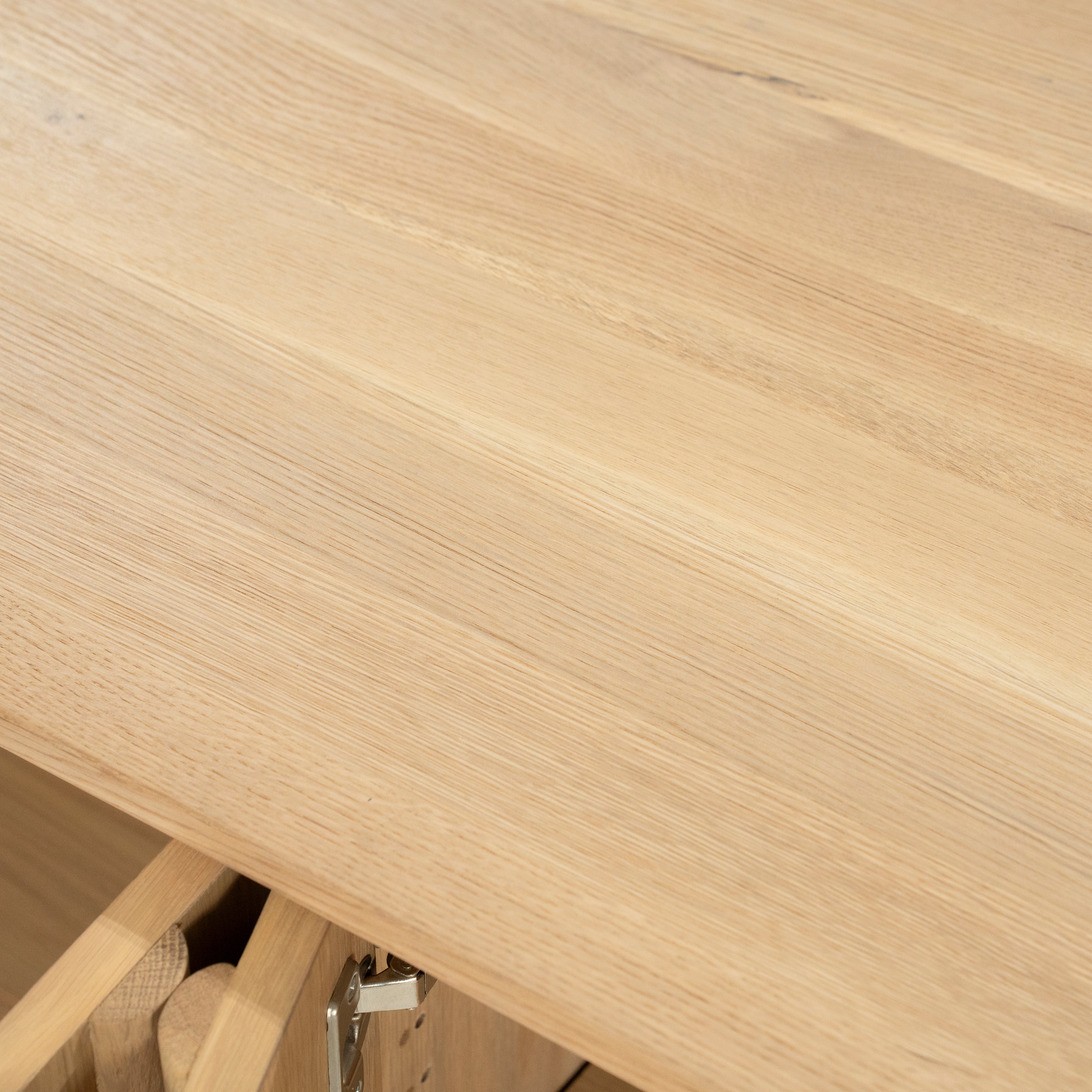 JAKE RTV Cabinet Oak Wood