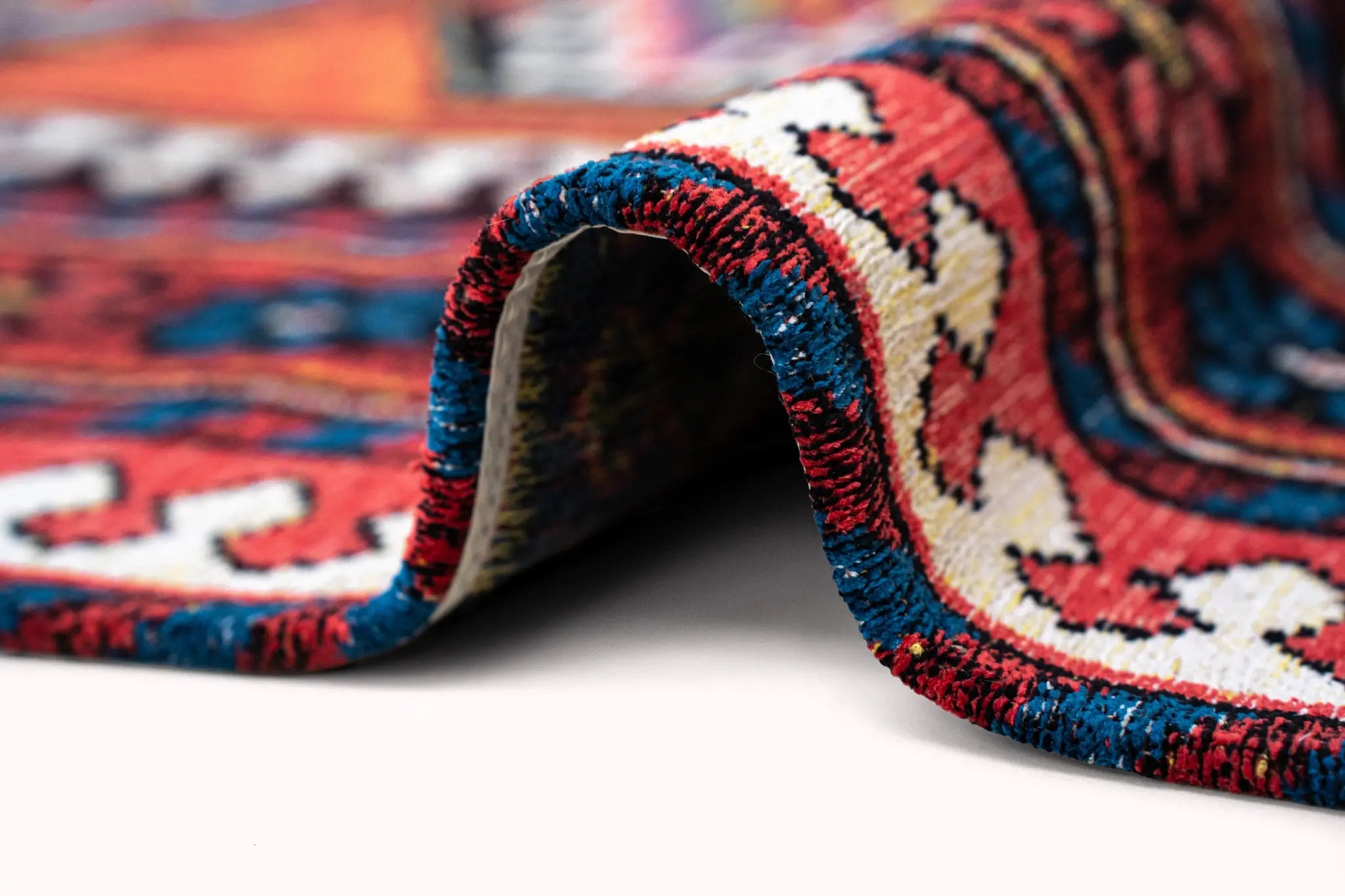 Dywan ANTALIA RED MIX czerwony – Louis de Poortere