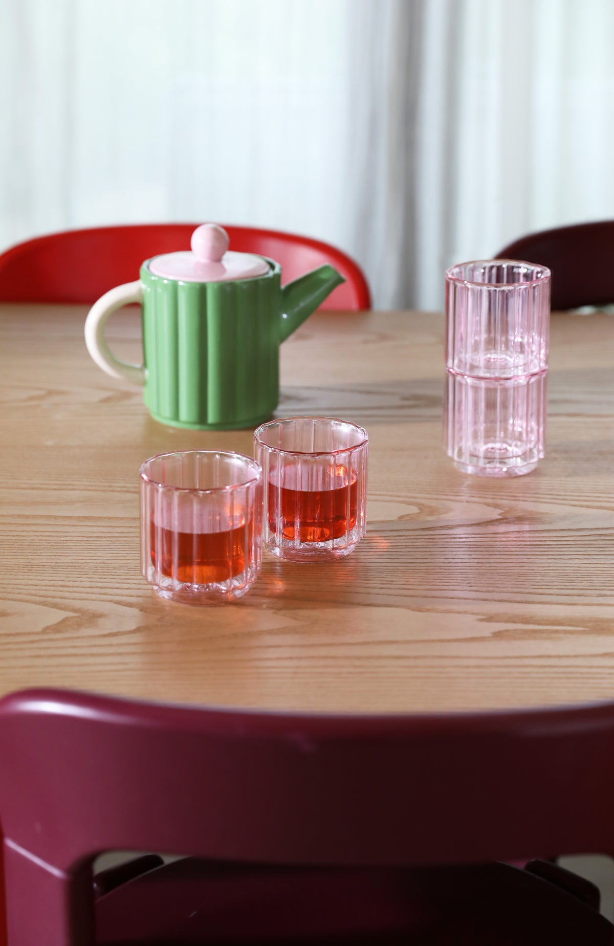 Teekanne TUBE grün mit rosa