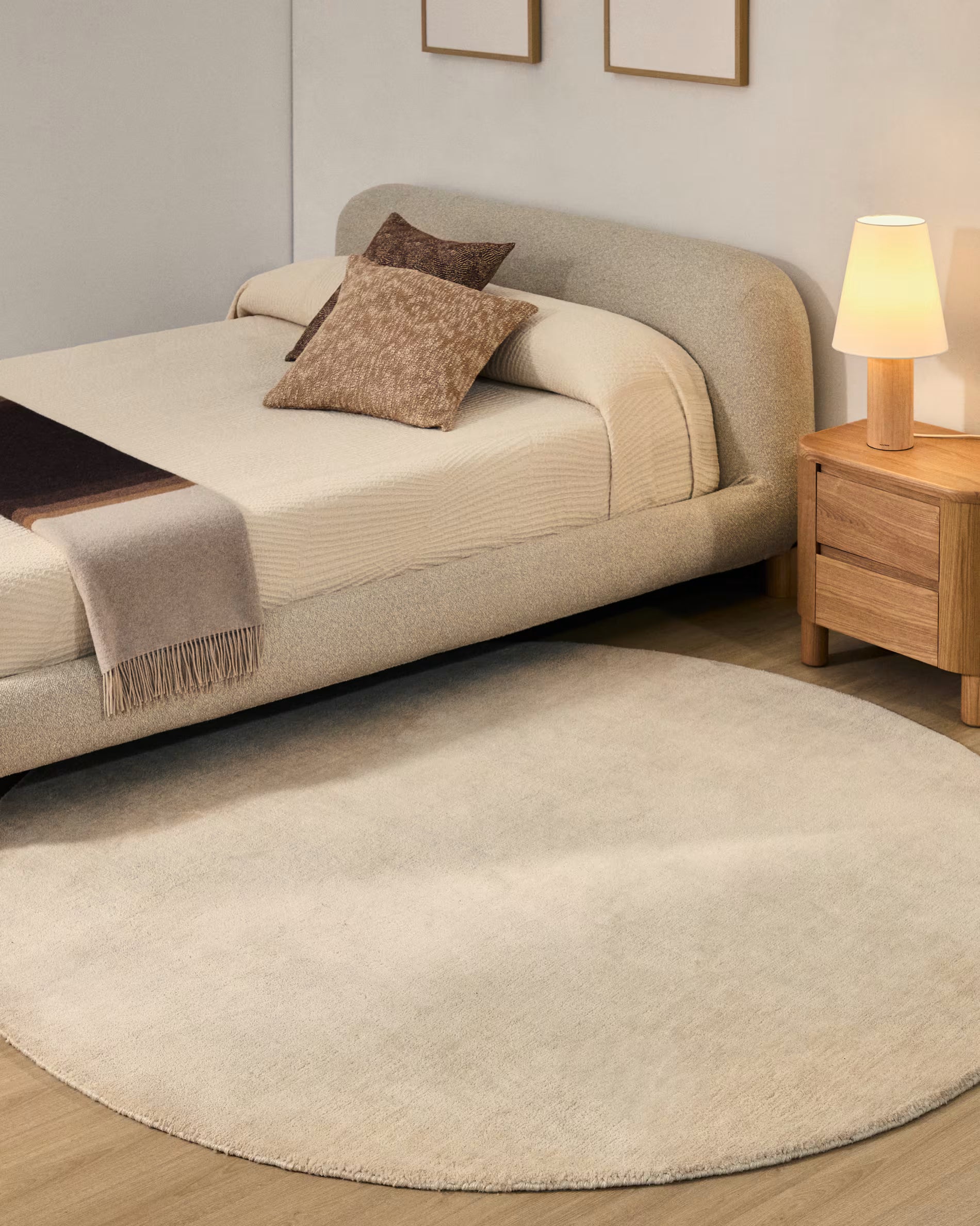 Rundteppich EMPURIES beige