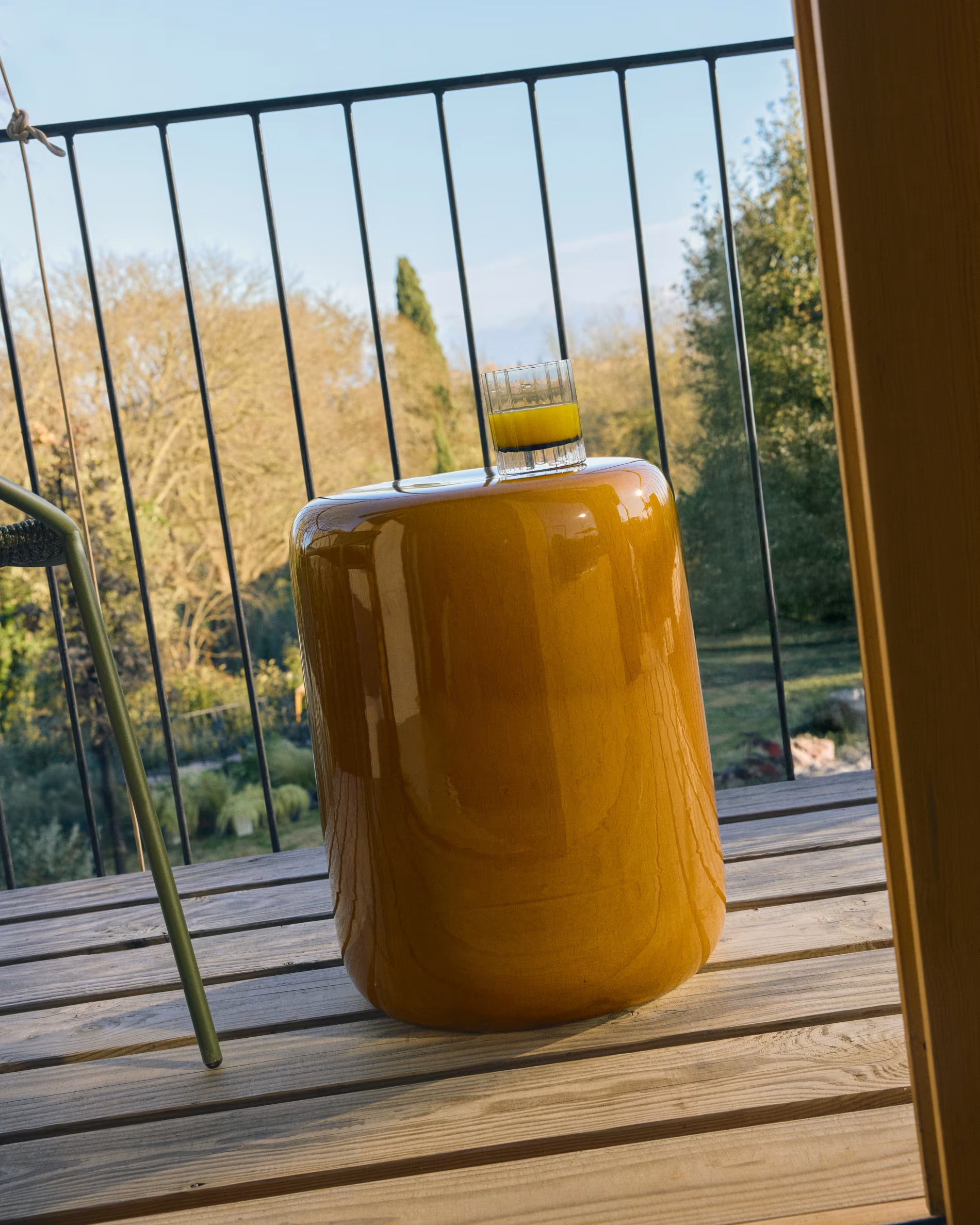 MESQUIDA Side Table Mustard Ceramic
