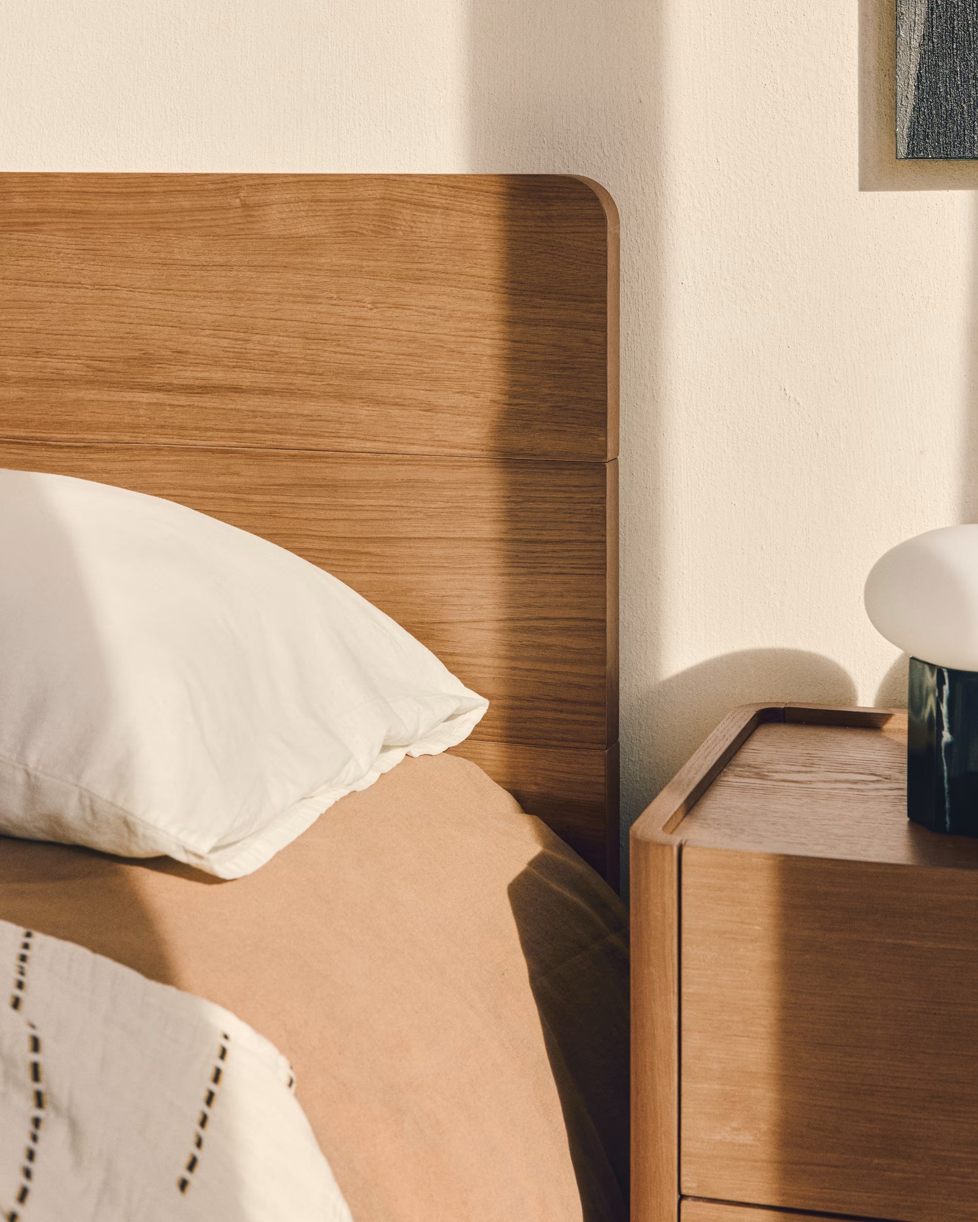 ARELIDA Bed in Oak Veneer