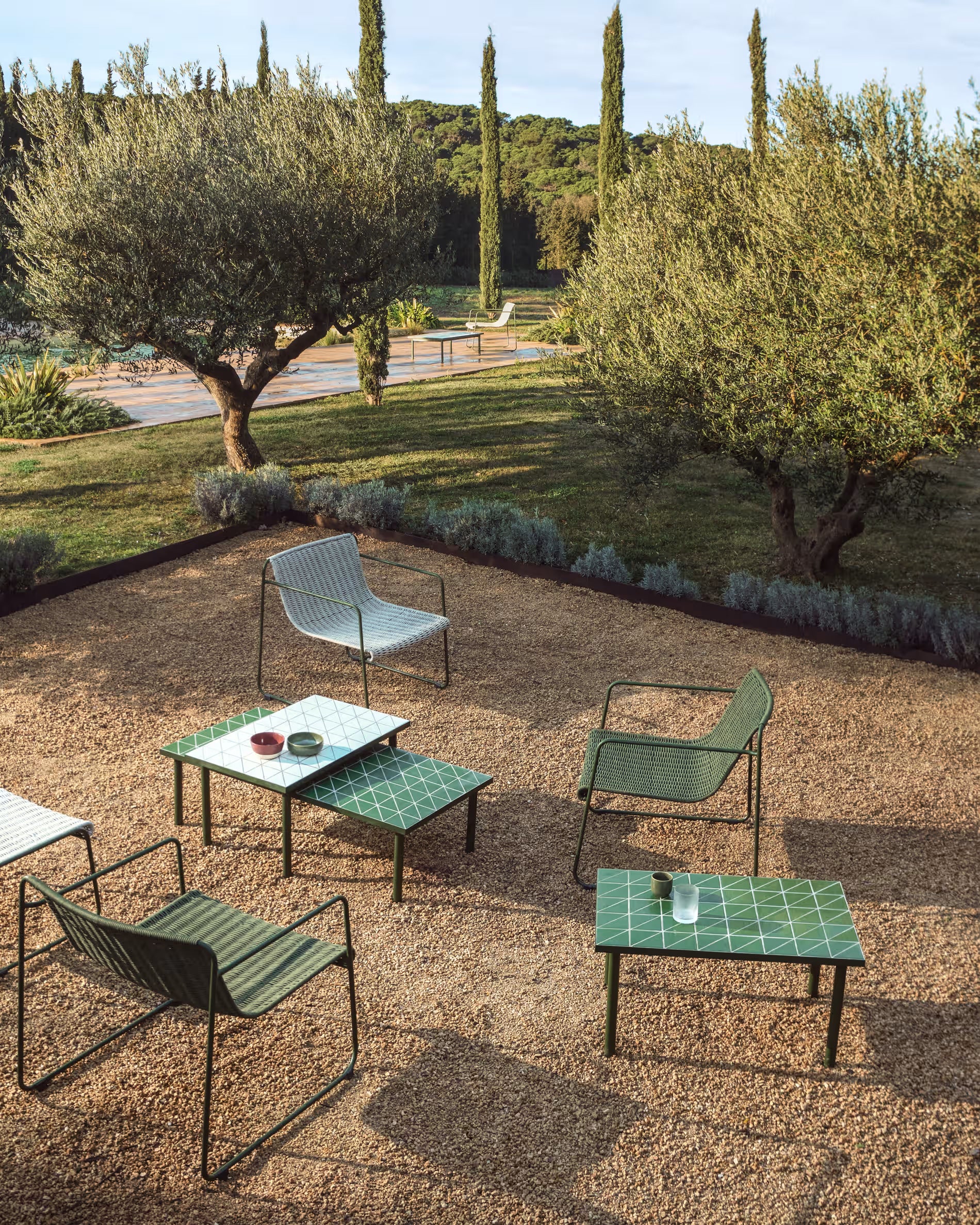 MAURINA green garden coffee table